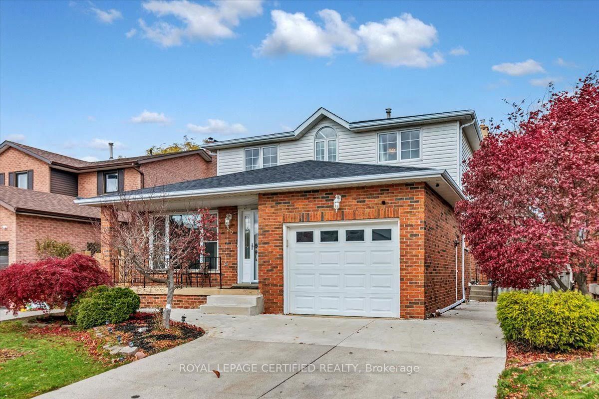 35 Trenholme Crescent