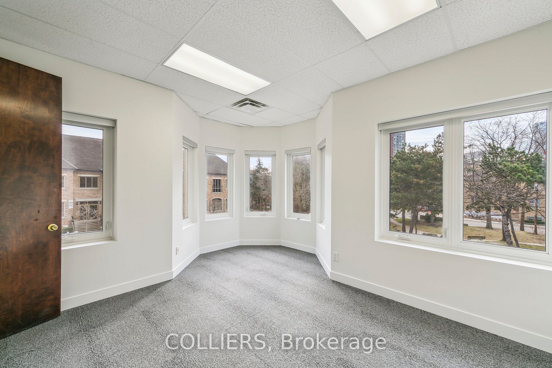 4284 Village Centre Court