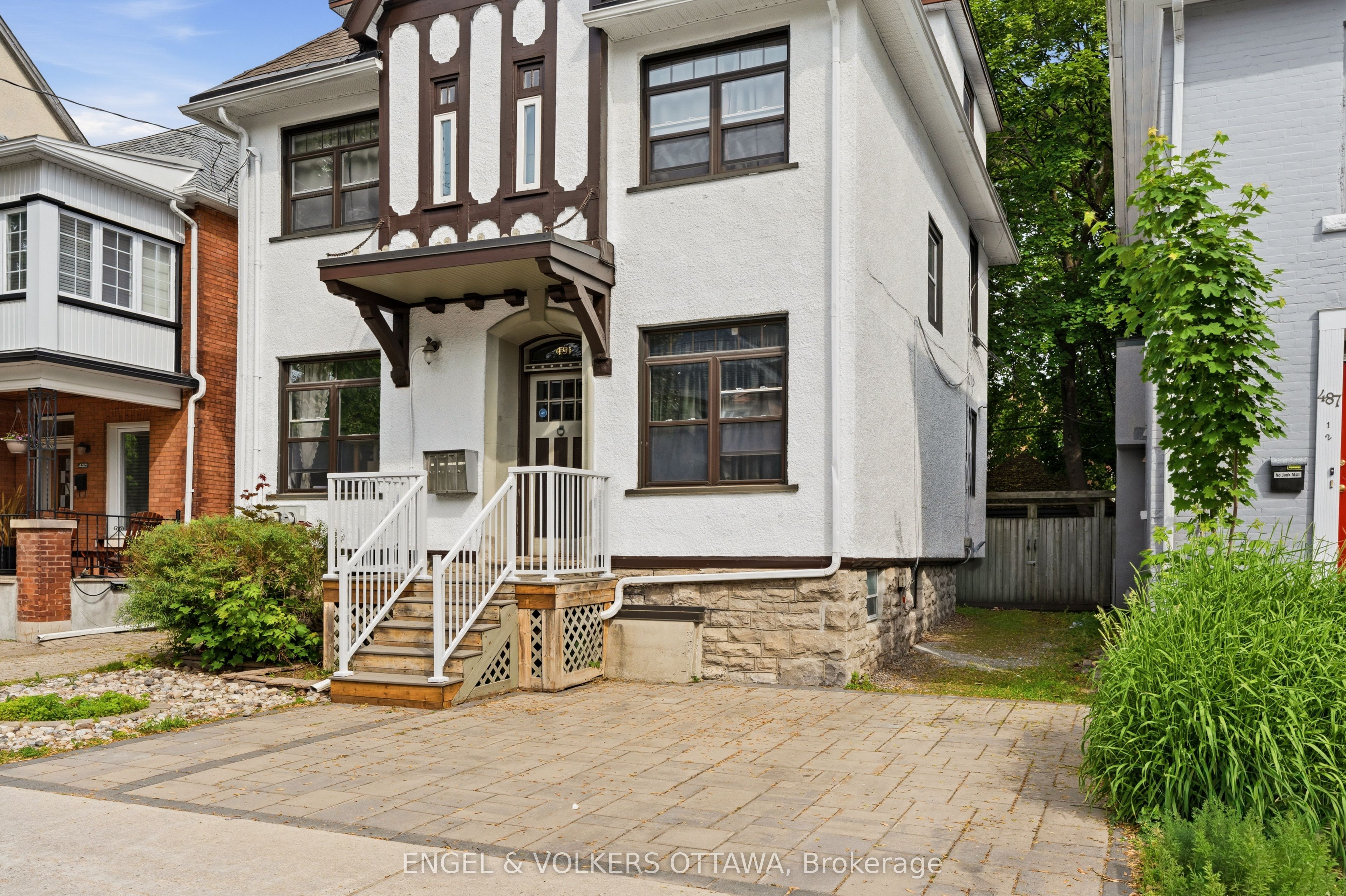 491 Mcleod Street