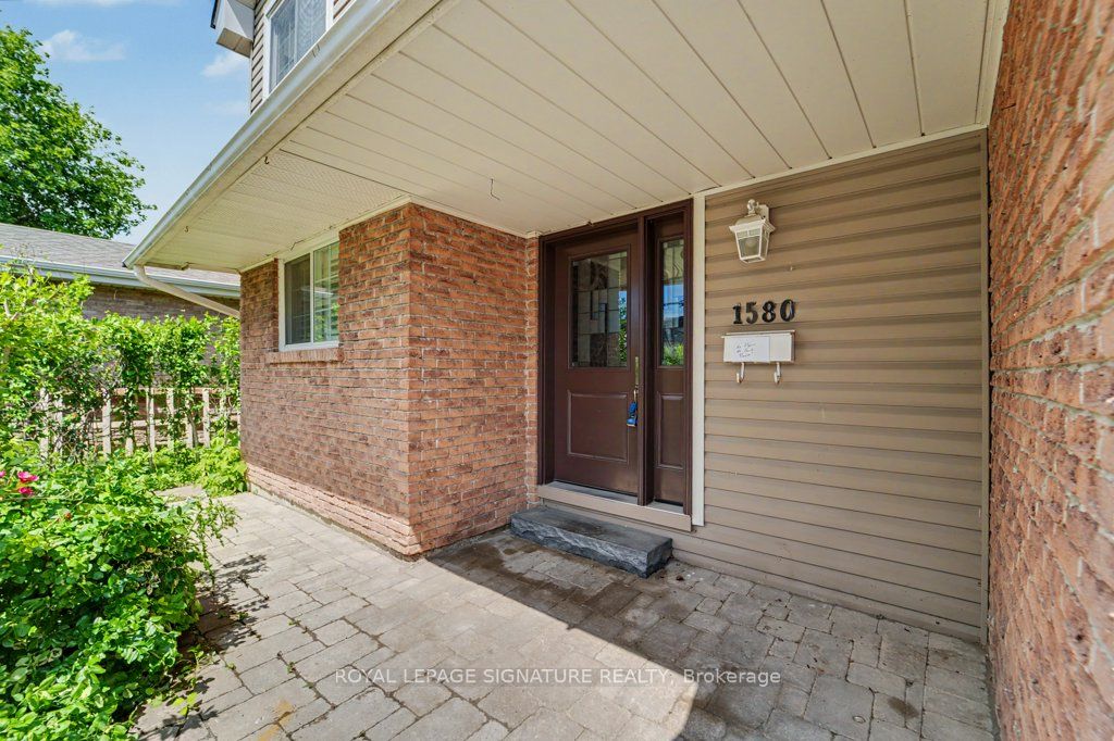 1580 Alwin Circle