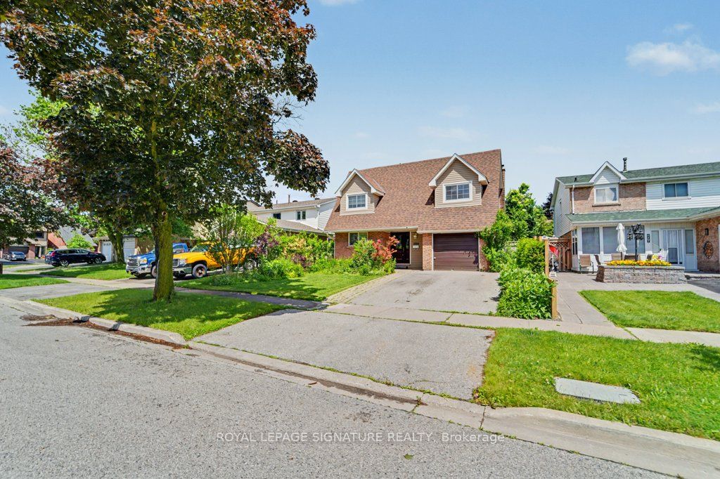 1580 Alwin Circle