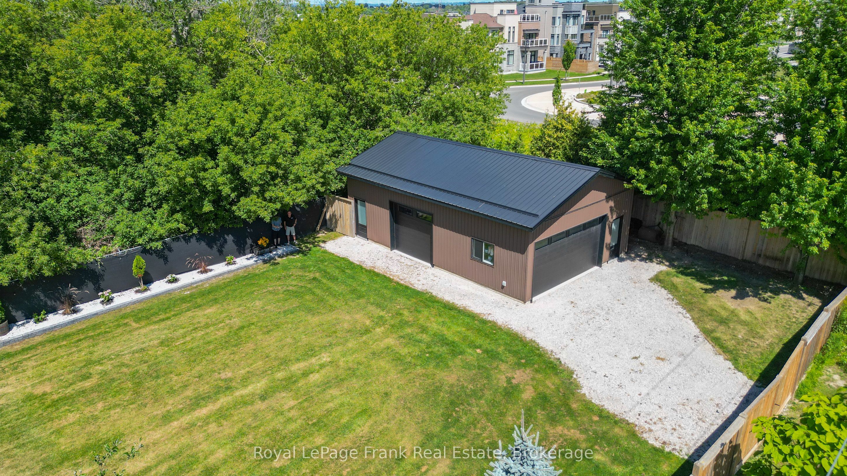 86 East Beach Road
