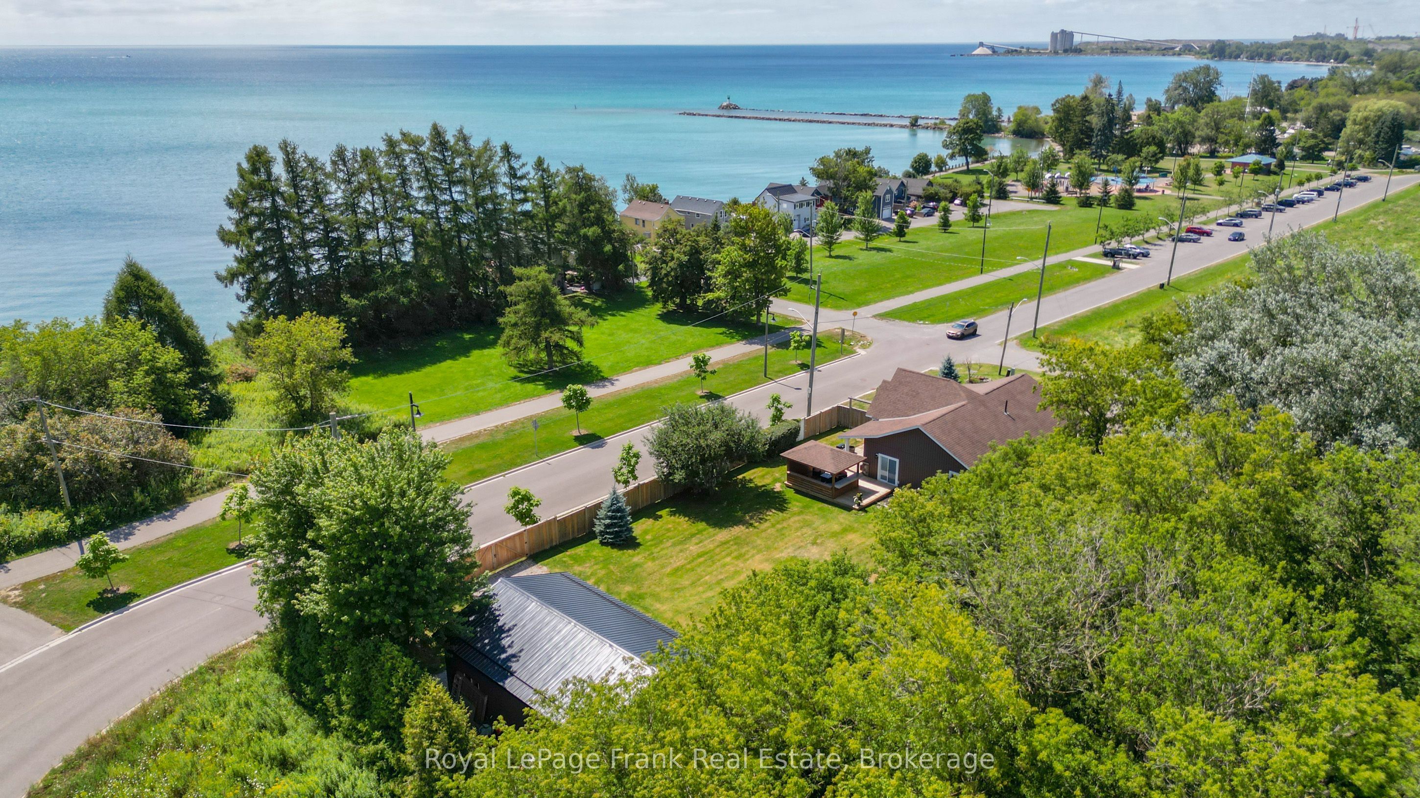 86 East Beach Road