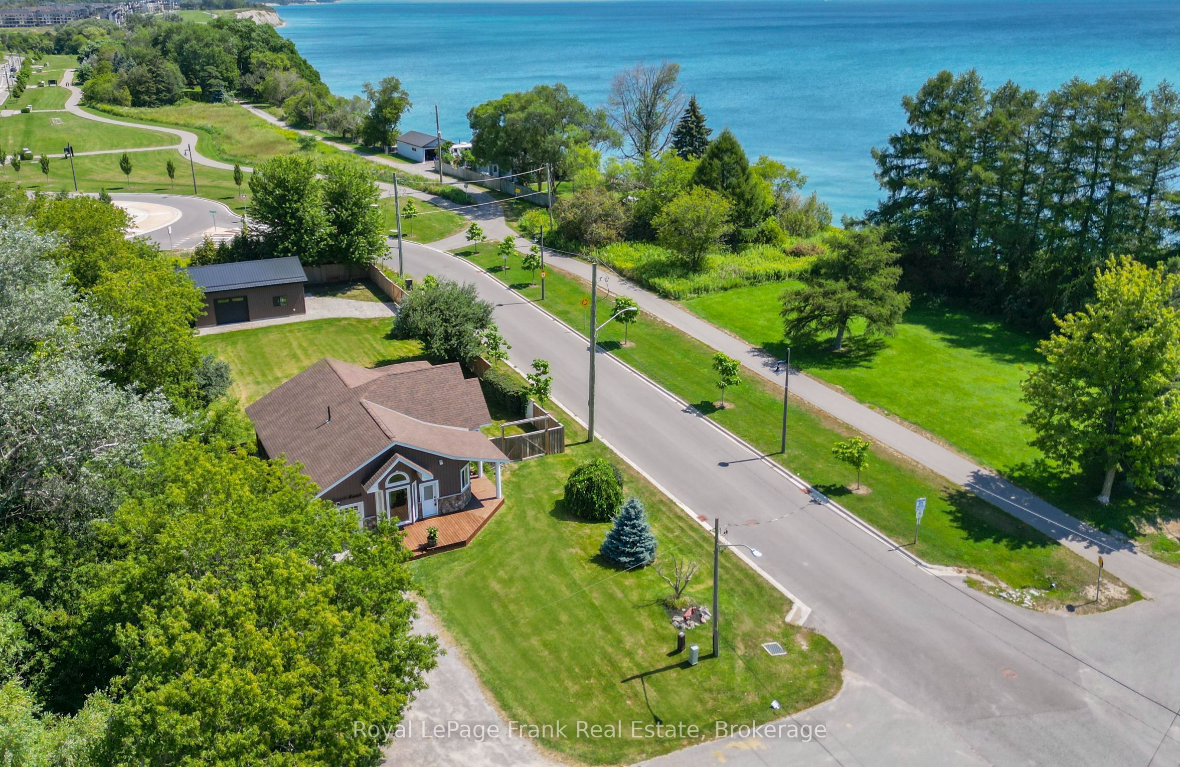 86 East Beach Road