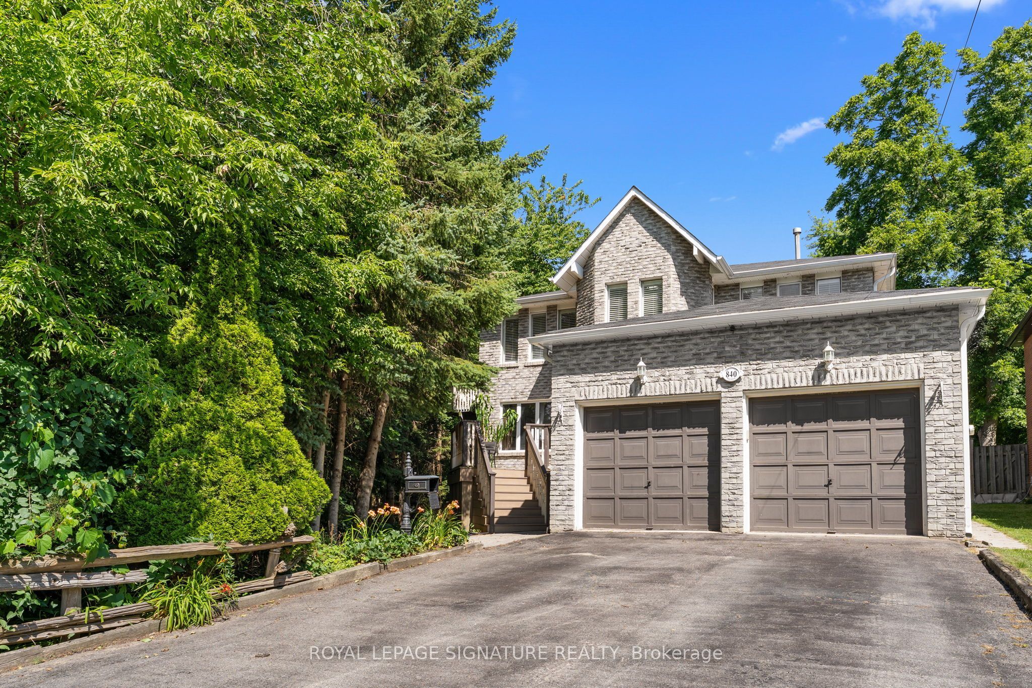 840 Sheppard Avenue