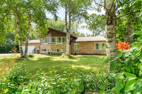 97 Dorena Crescent South Bruce Peninsula ON N0H 2G0