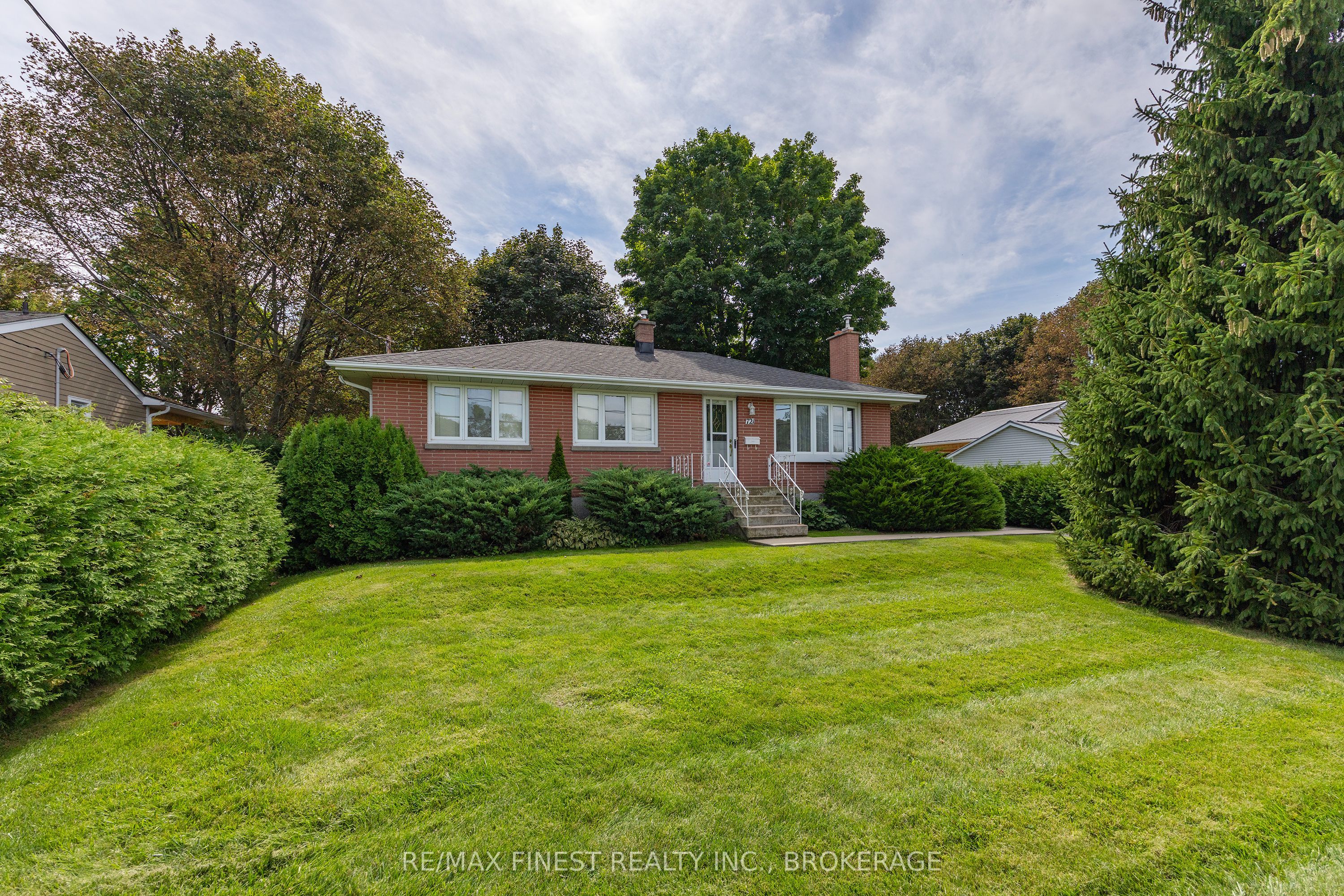721 Front Road