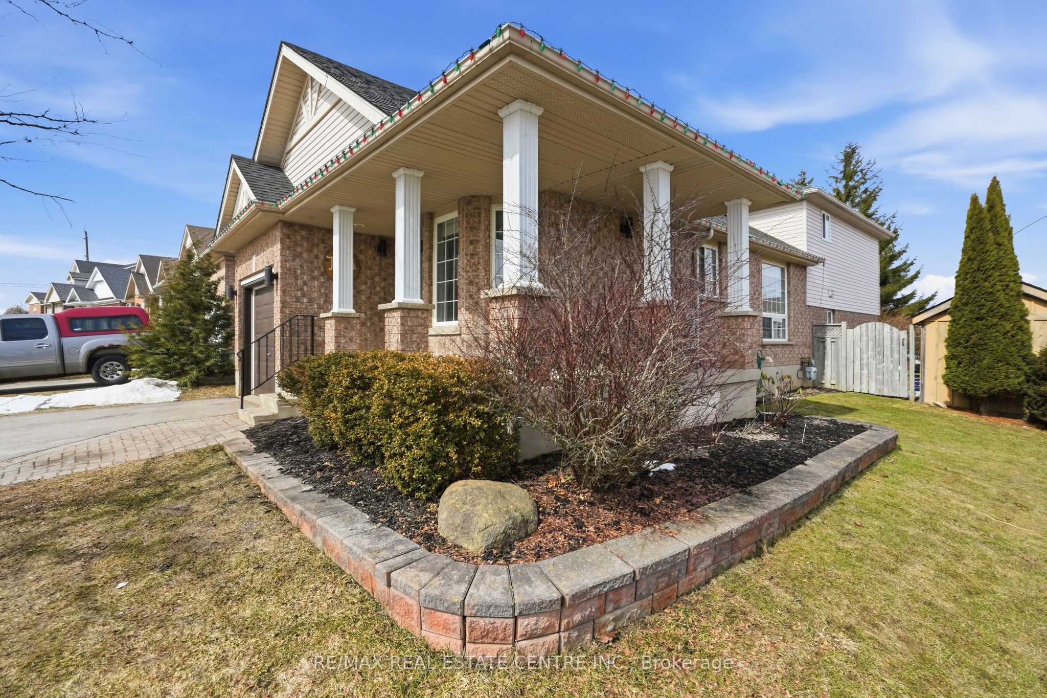 321 Montgomery Boulevard