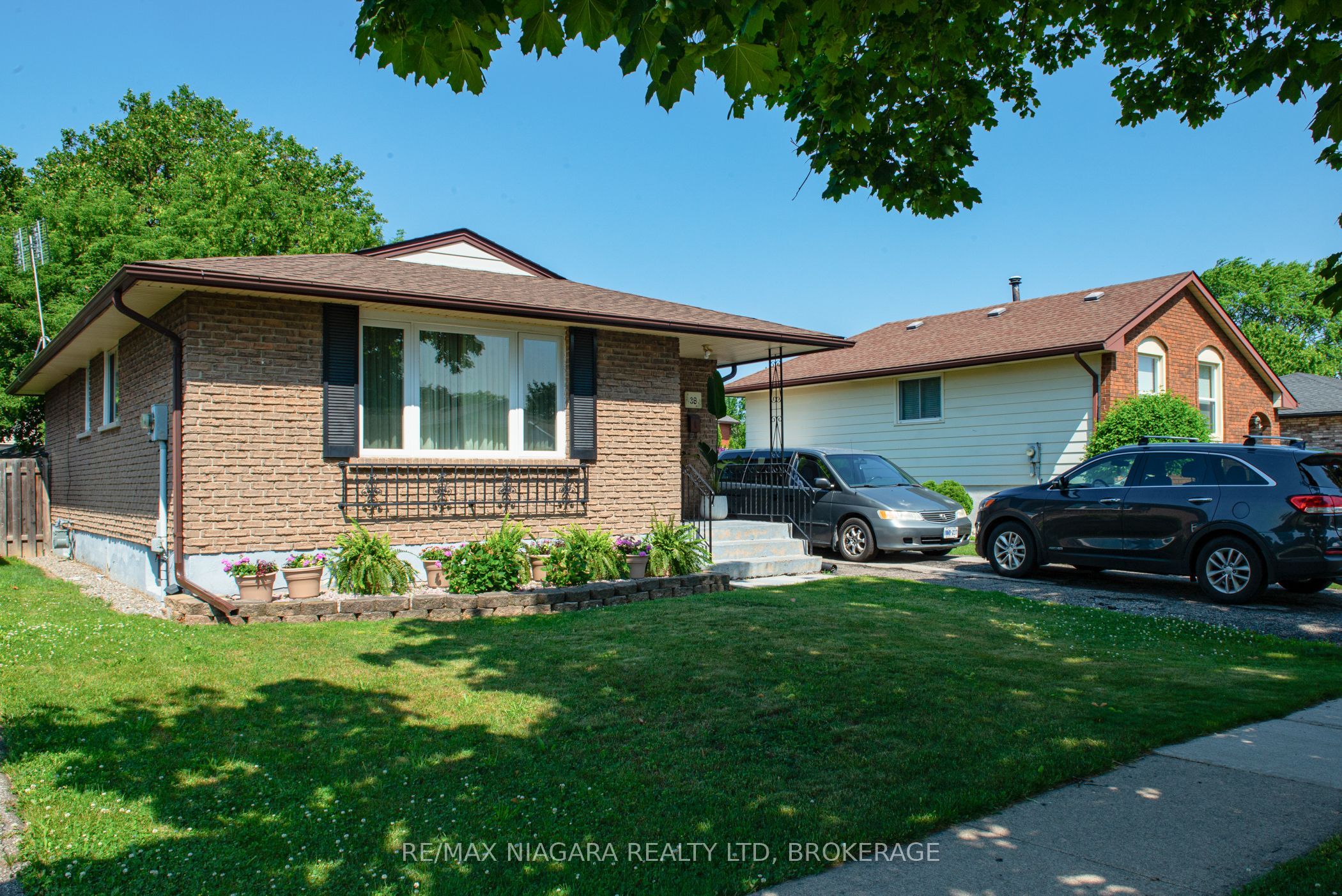 38 Roehampton Drive