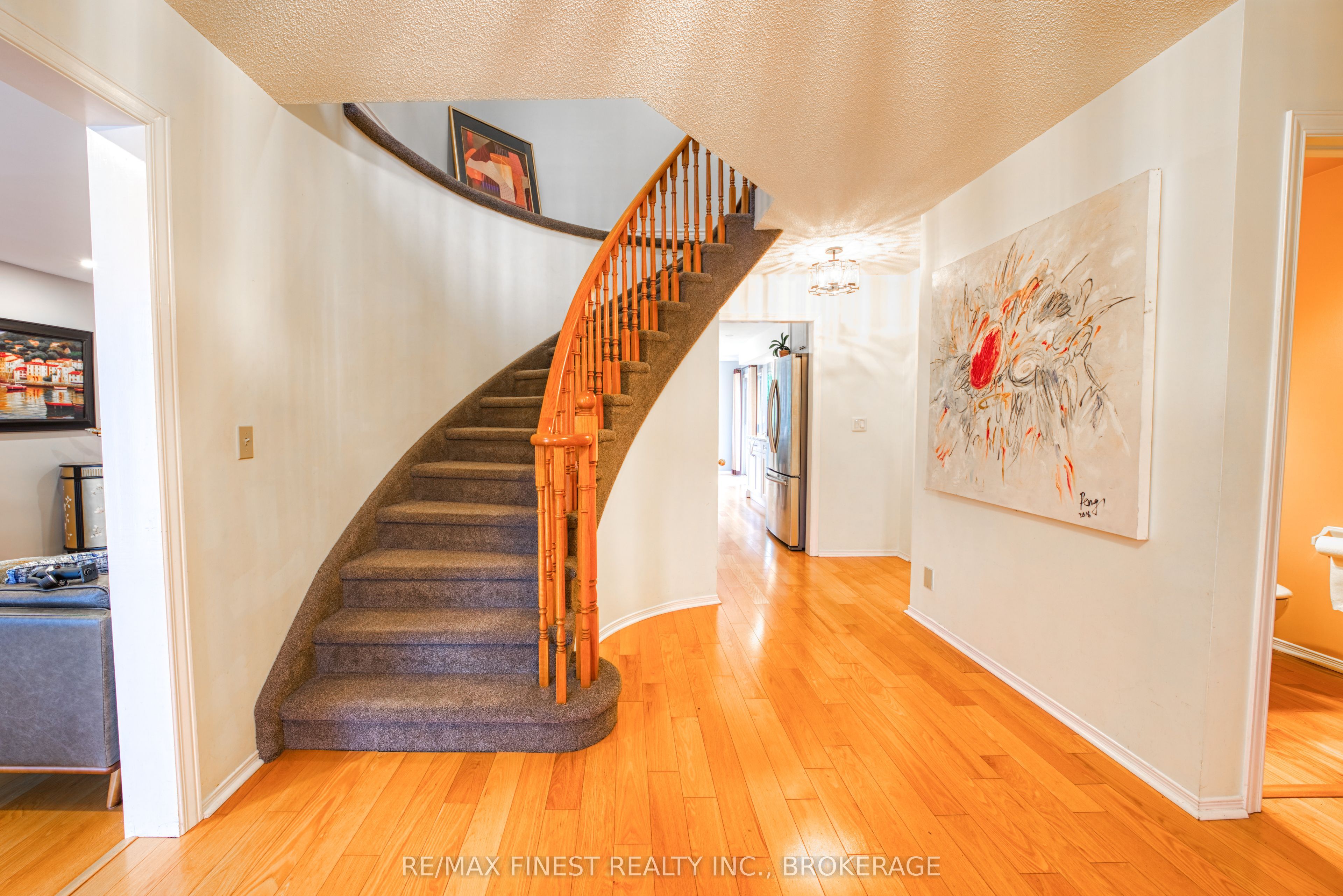 719 Woodside Drive