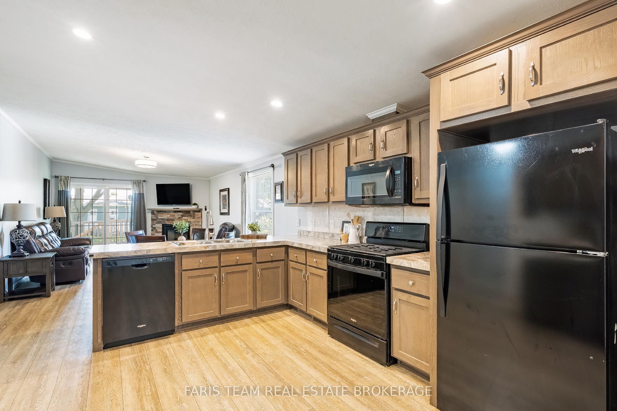 37 Hawthorne Drive