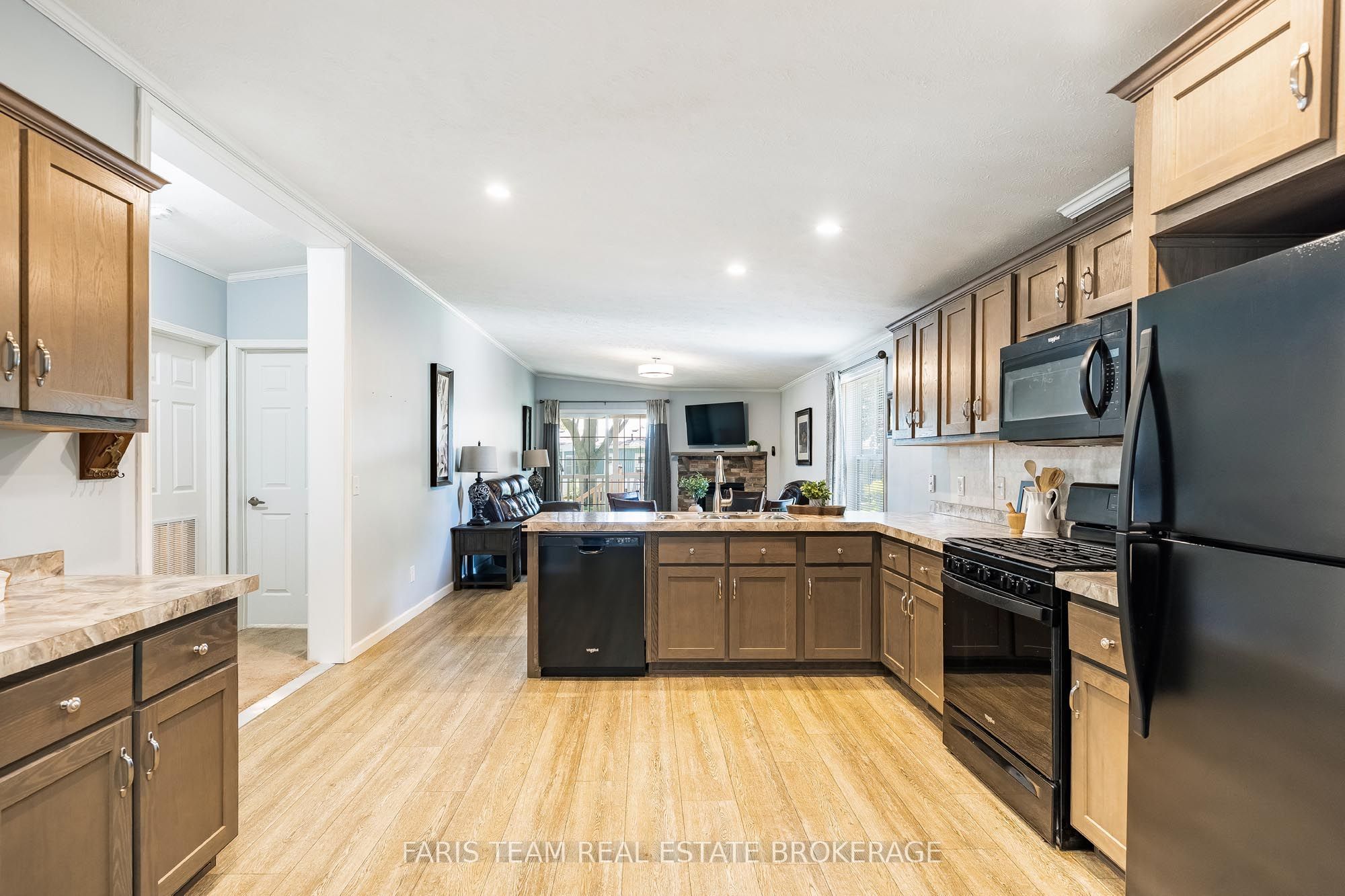 37 Hawthorne Drive