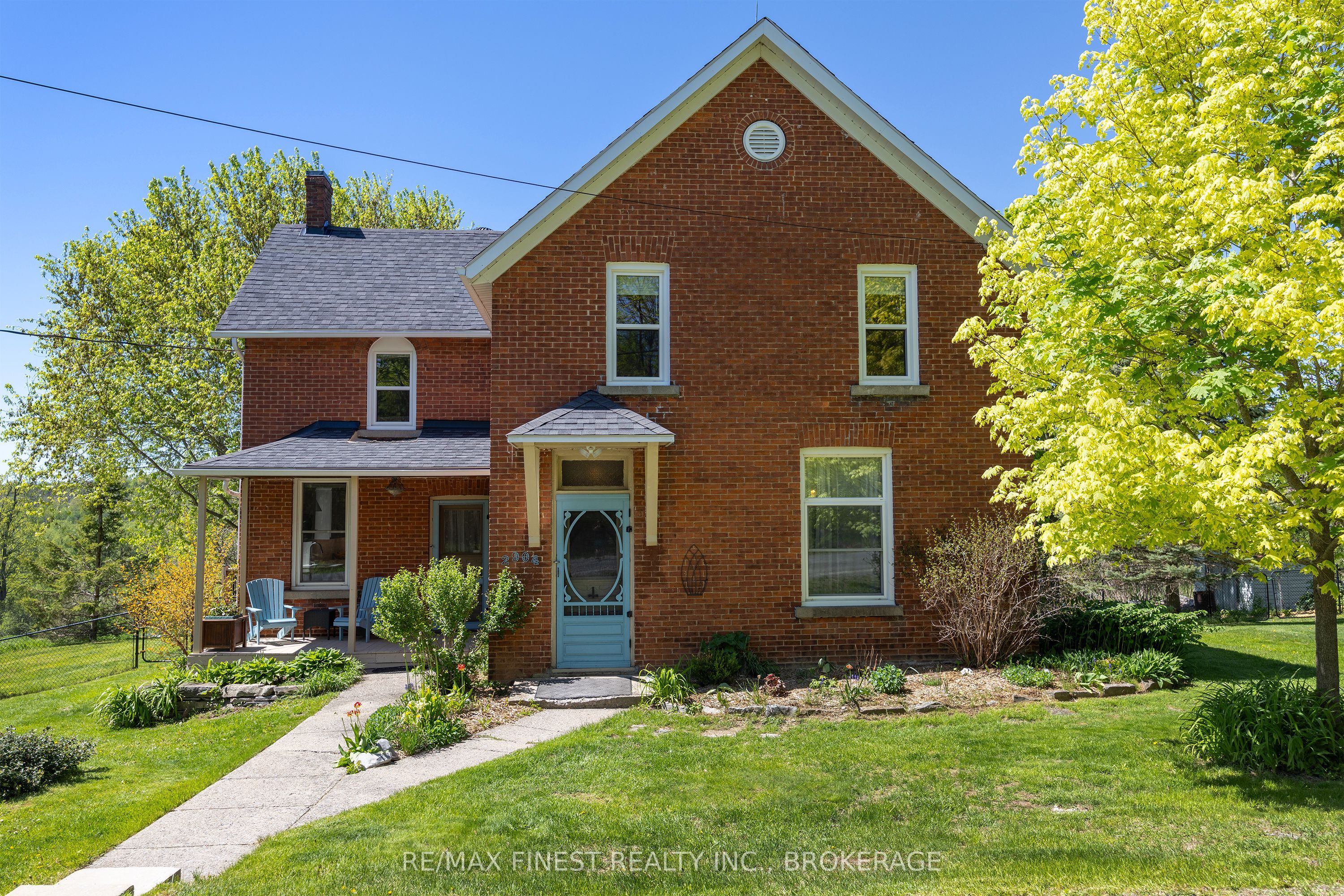2904 Cloggs Road