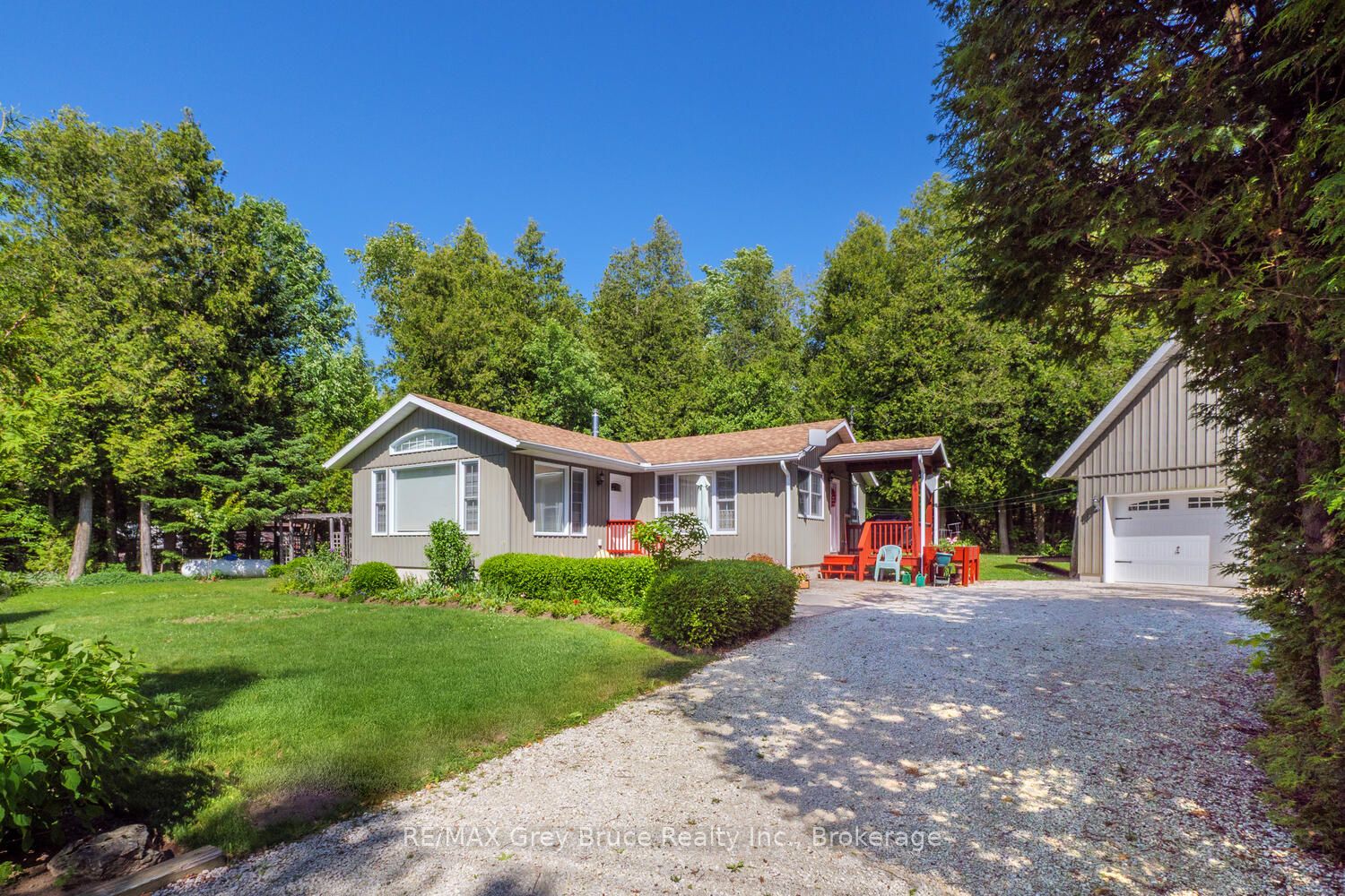 186 Hope Bay Road