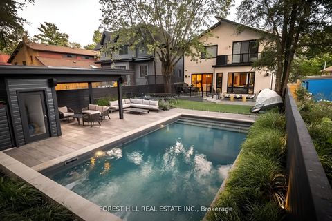 8 Nora Road Toronto W08 ON M9A 1C9