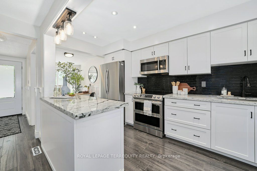 57 Renfield Crescent