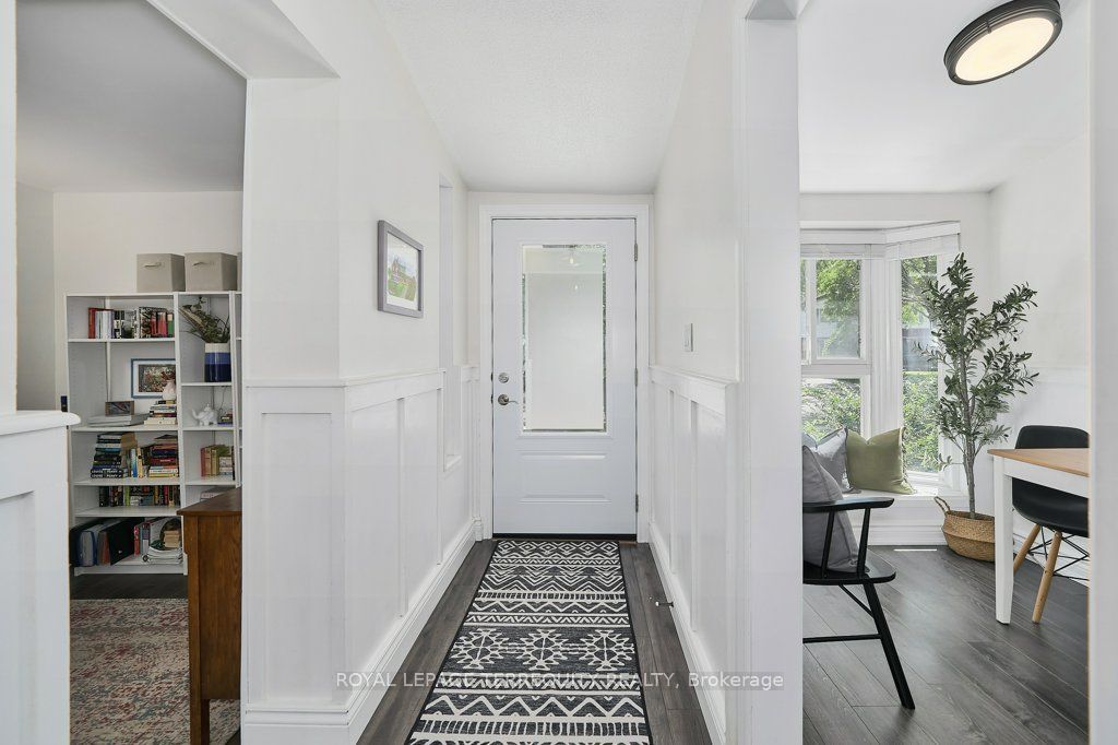 57 Renfield Crescent