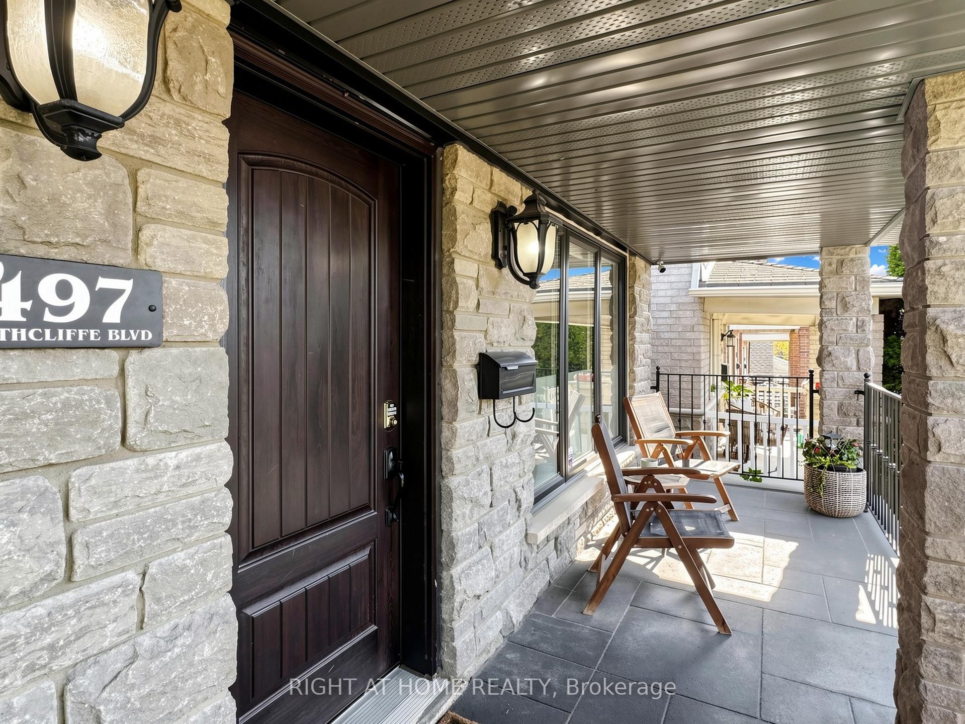 497 Northcliffe Boulevard