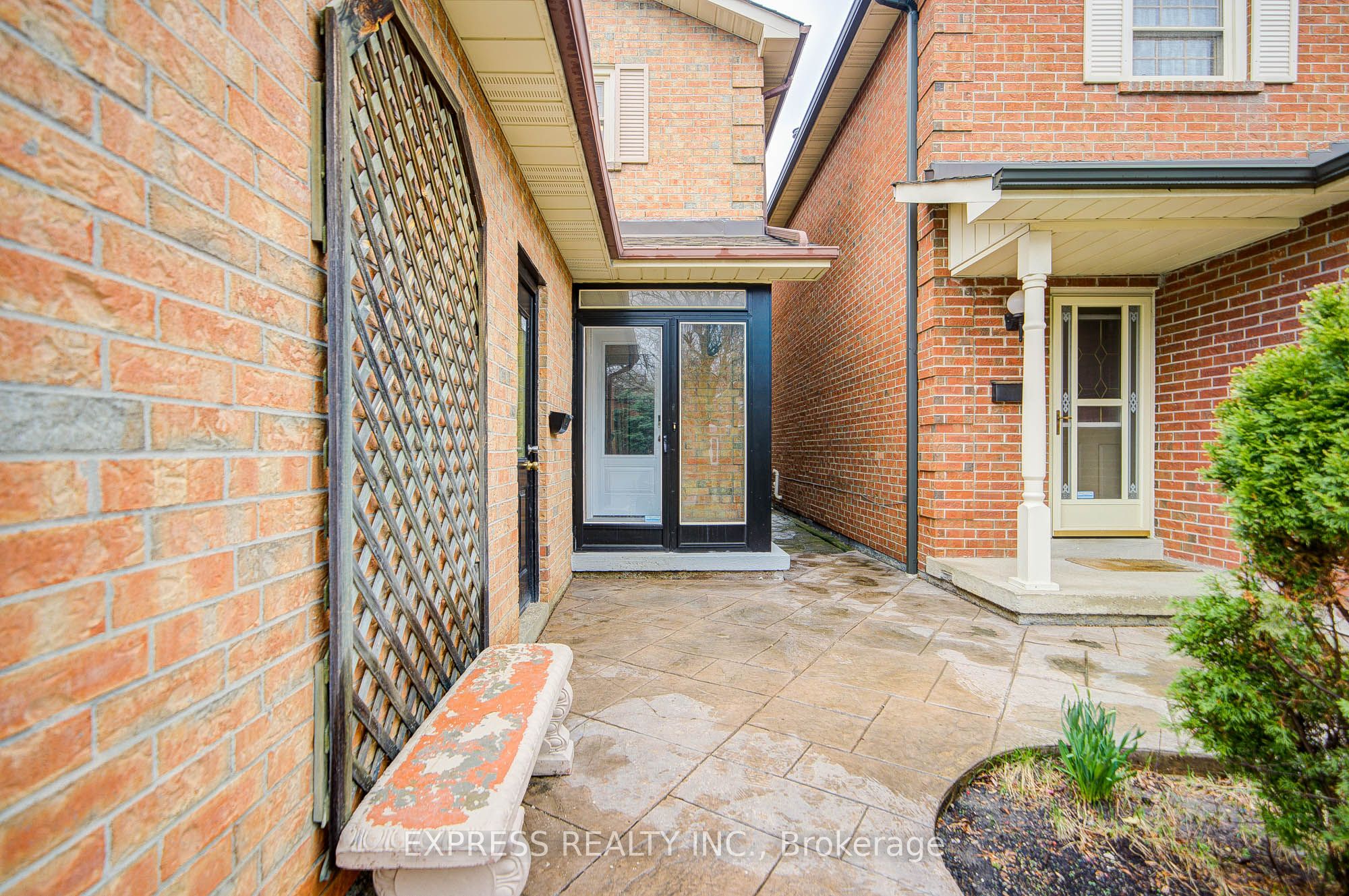 61 Trothen Circle