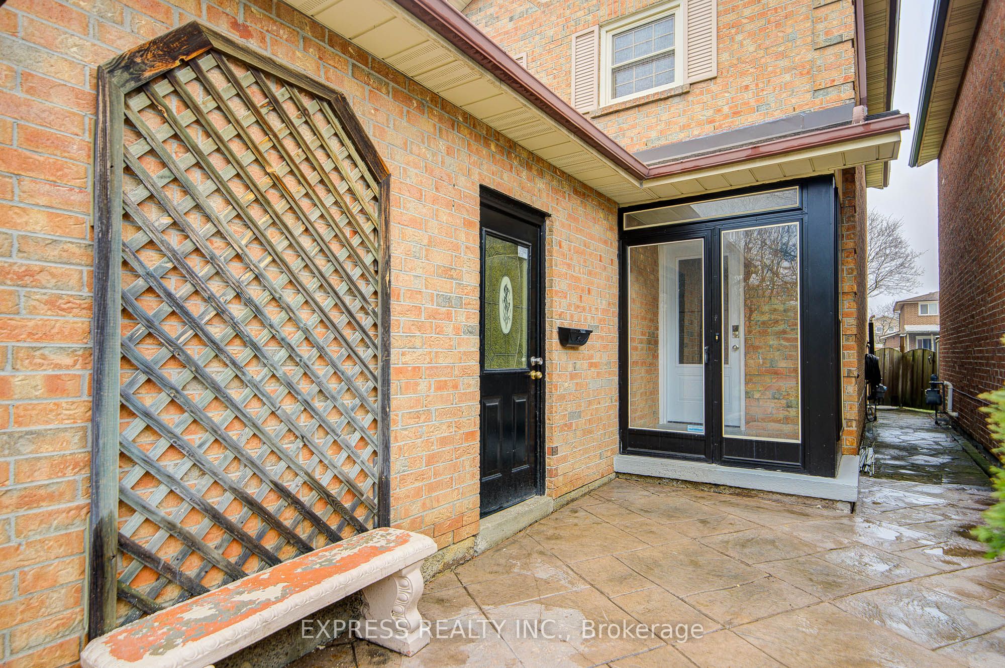 61 Trothen Circle