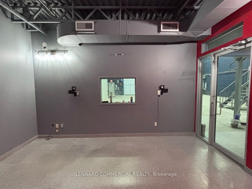 399 Four Valley Drive 6 & 7