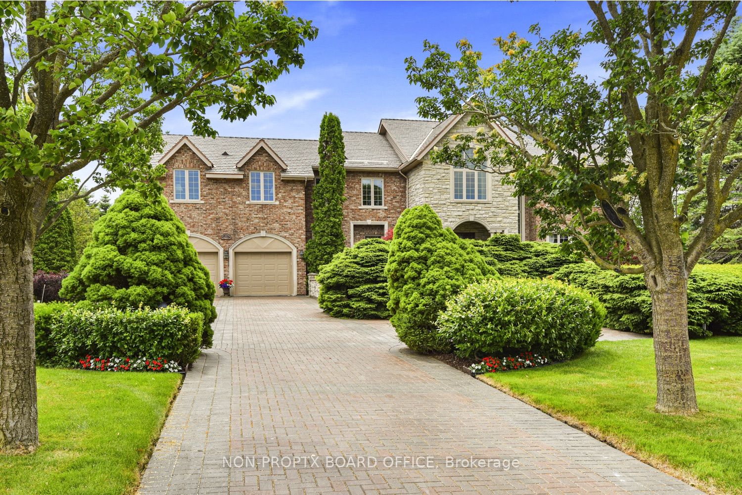 11 Prestwick Place