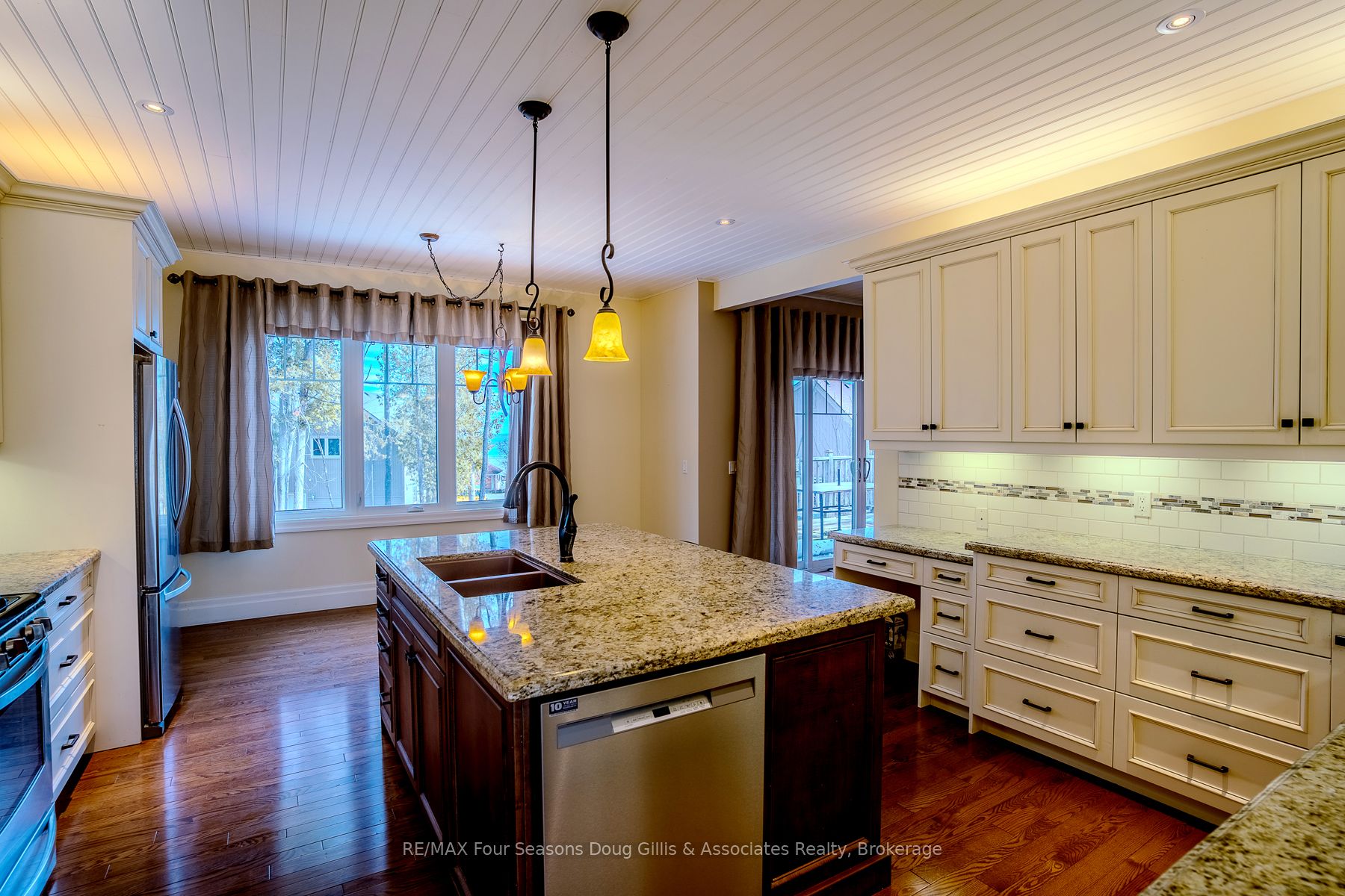 135 Algonquin Drive