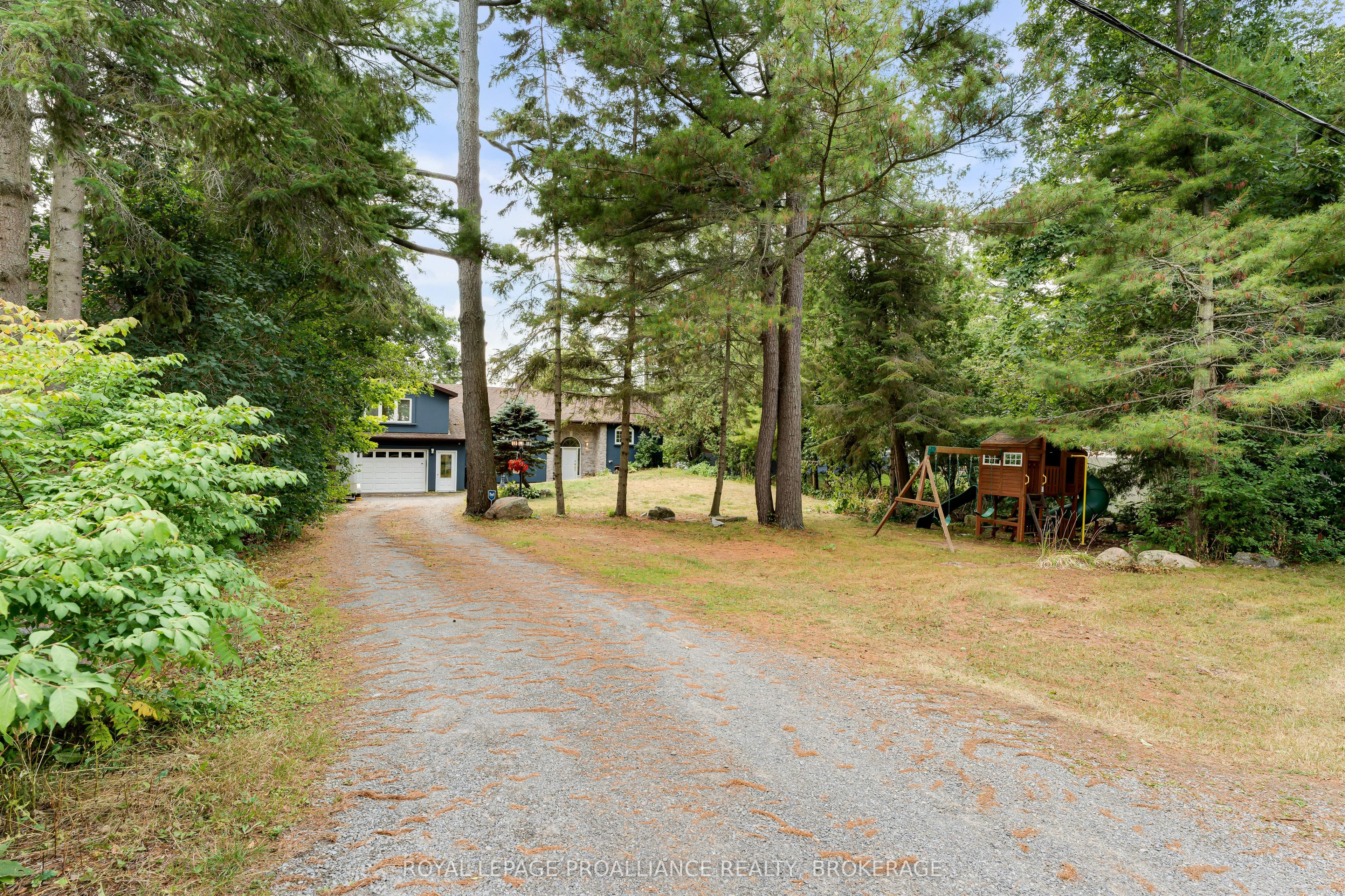 182 Nicholson Point Road