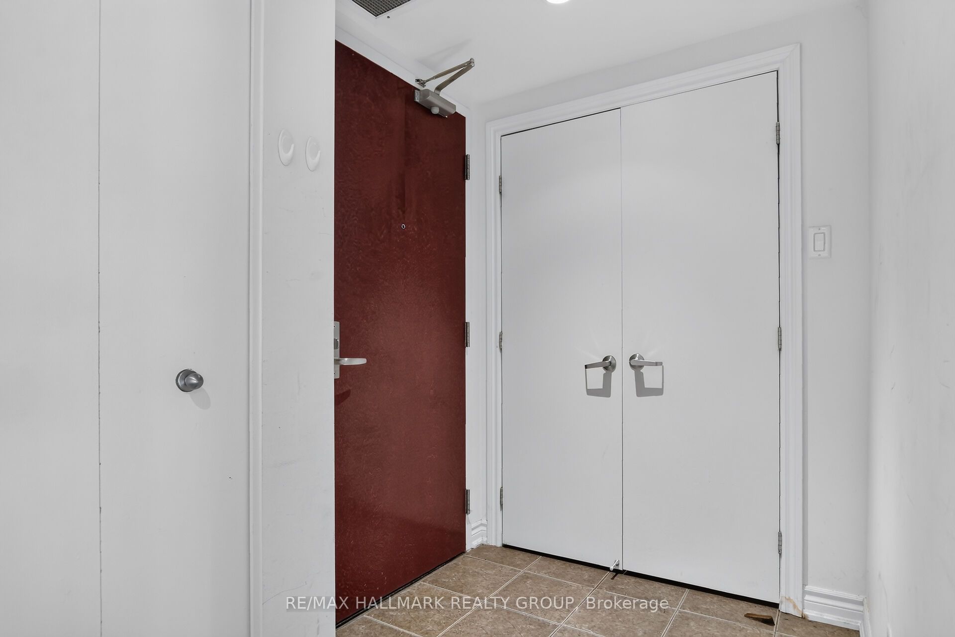234 Rideau Street 203