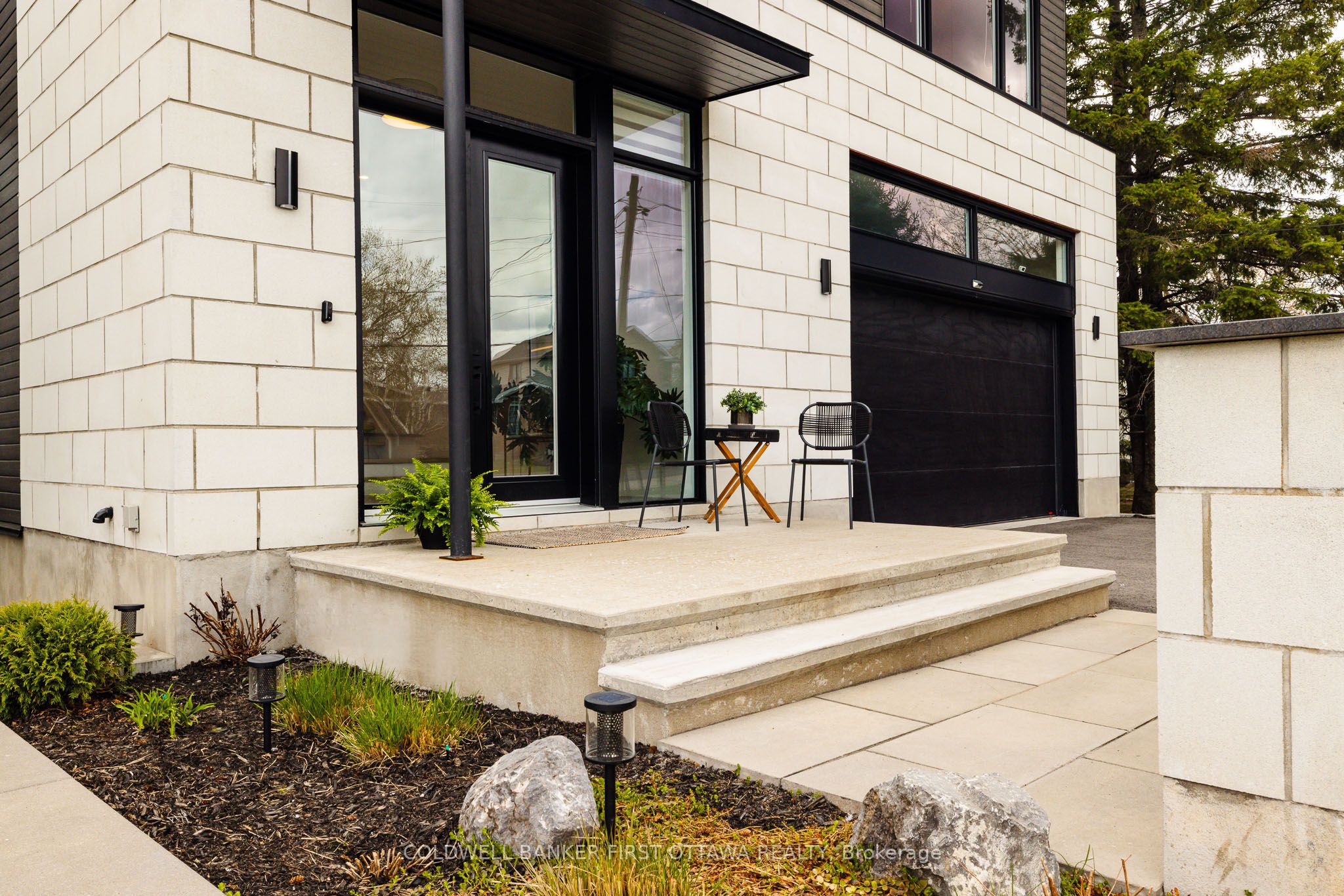 11A Carleton Cathcart Street