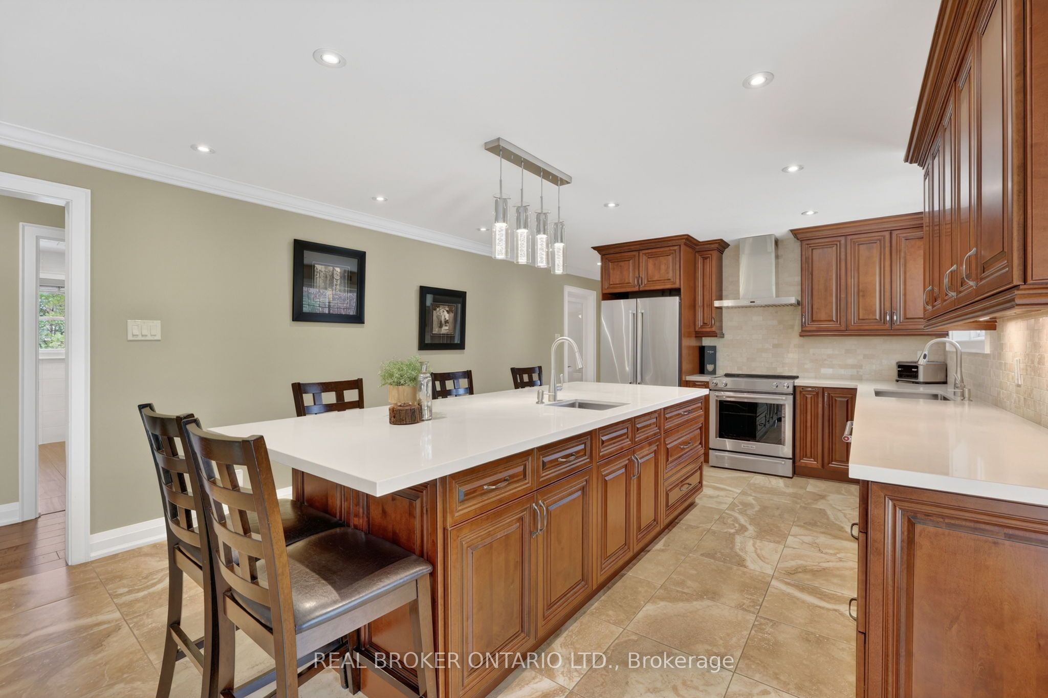 22213 Catering Road