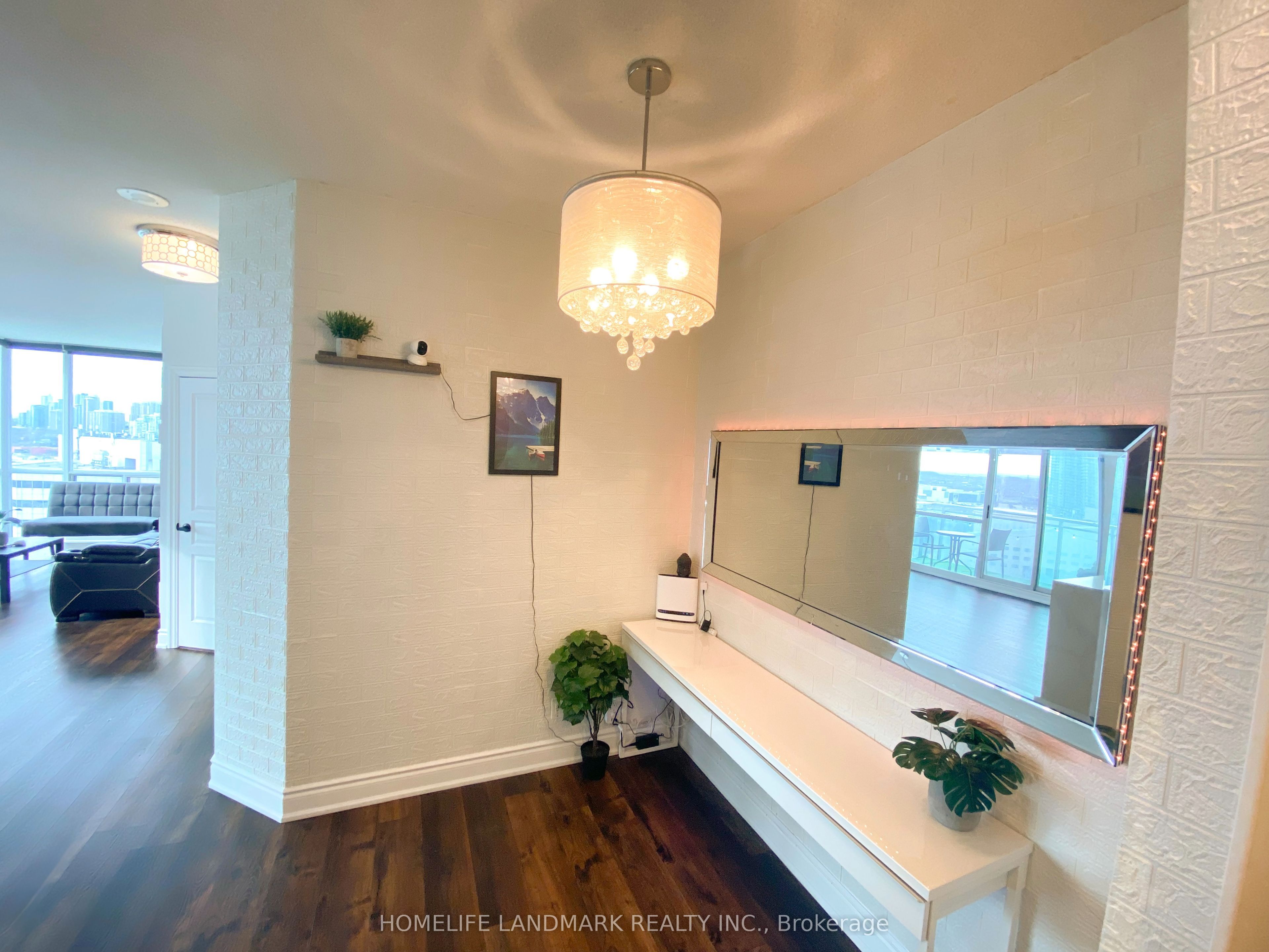 3939 Duke Of York Boulevard 1802