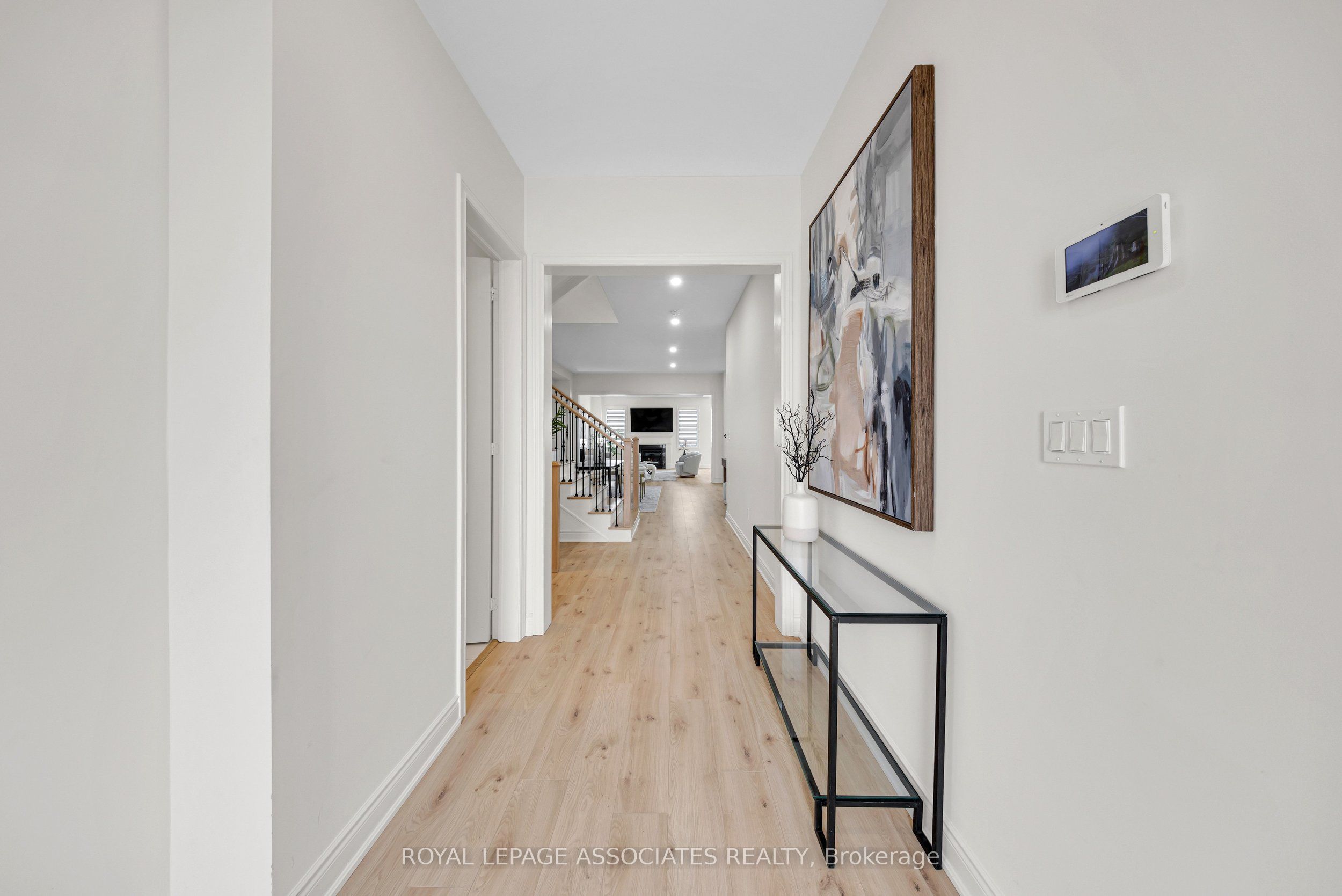 2215 Beckman Crescent