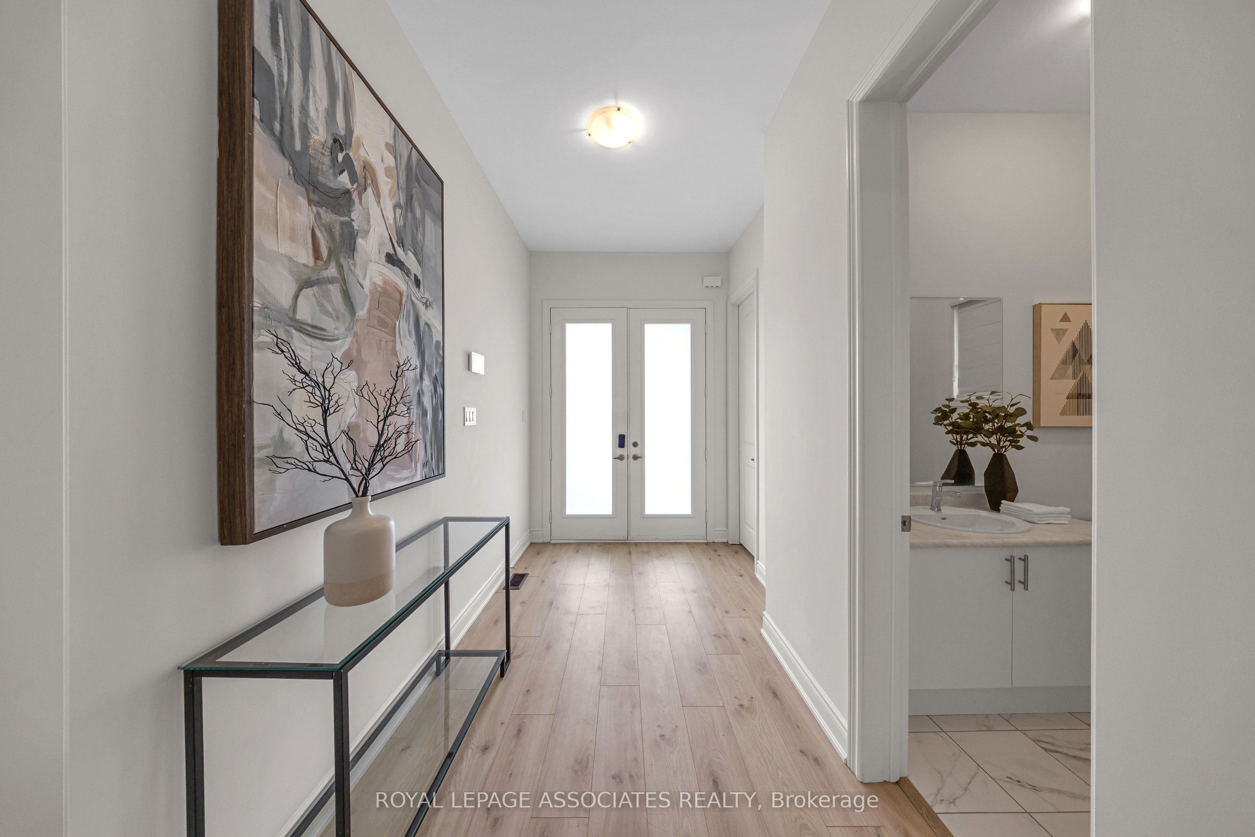 2215 Beckman Crescent