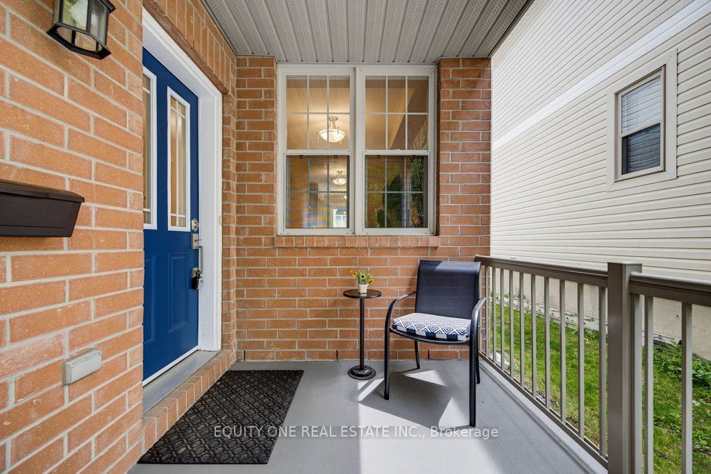 325 Applecross Crescent