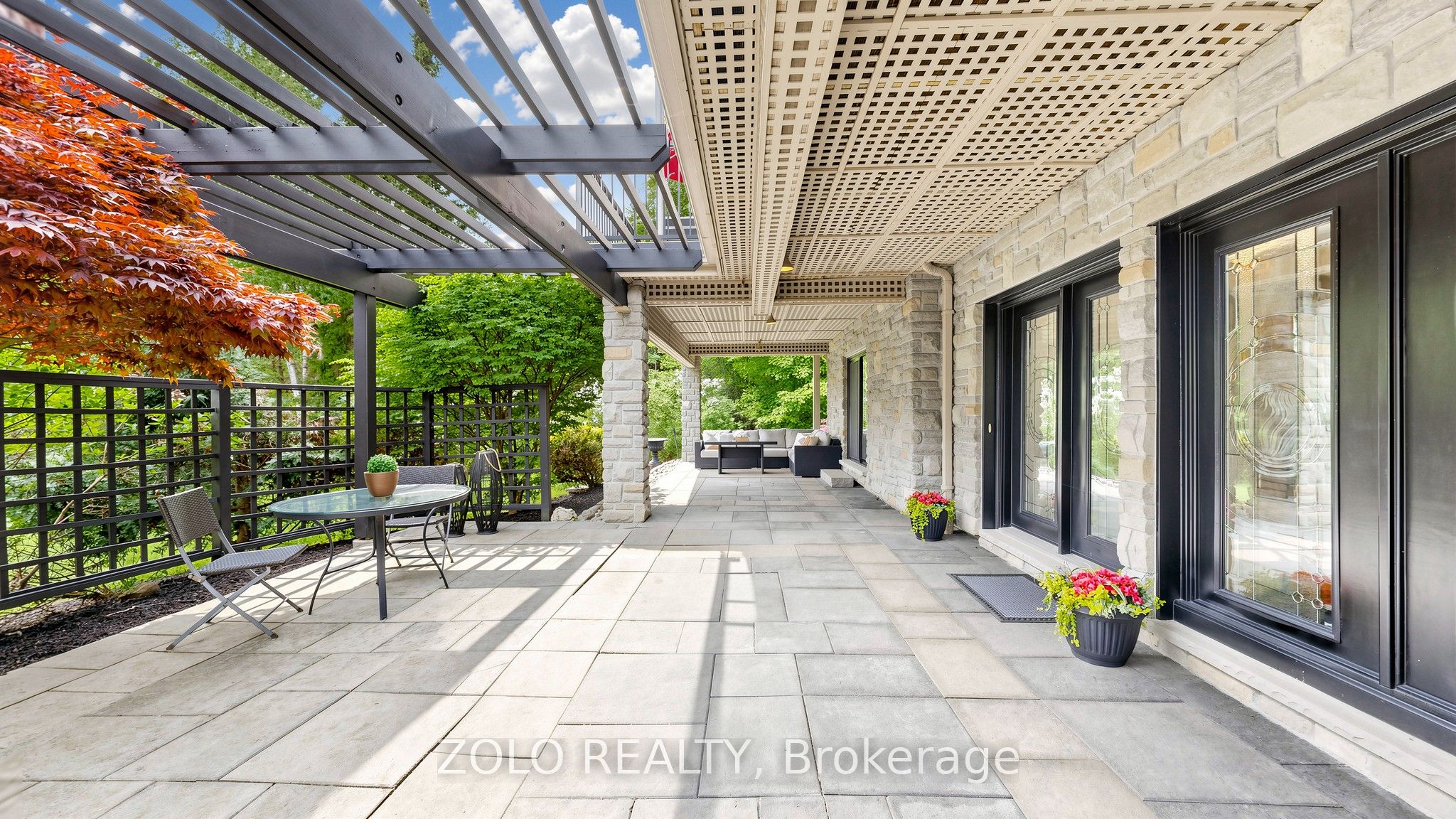 41 Meadowcliffe Drive