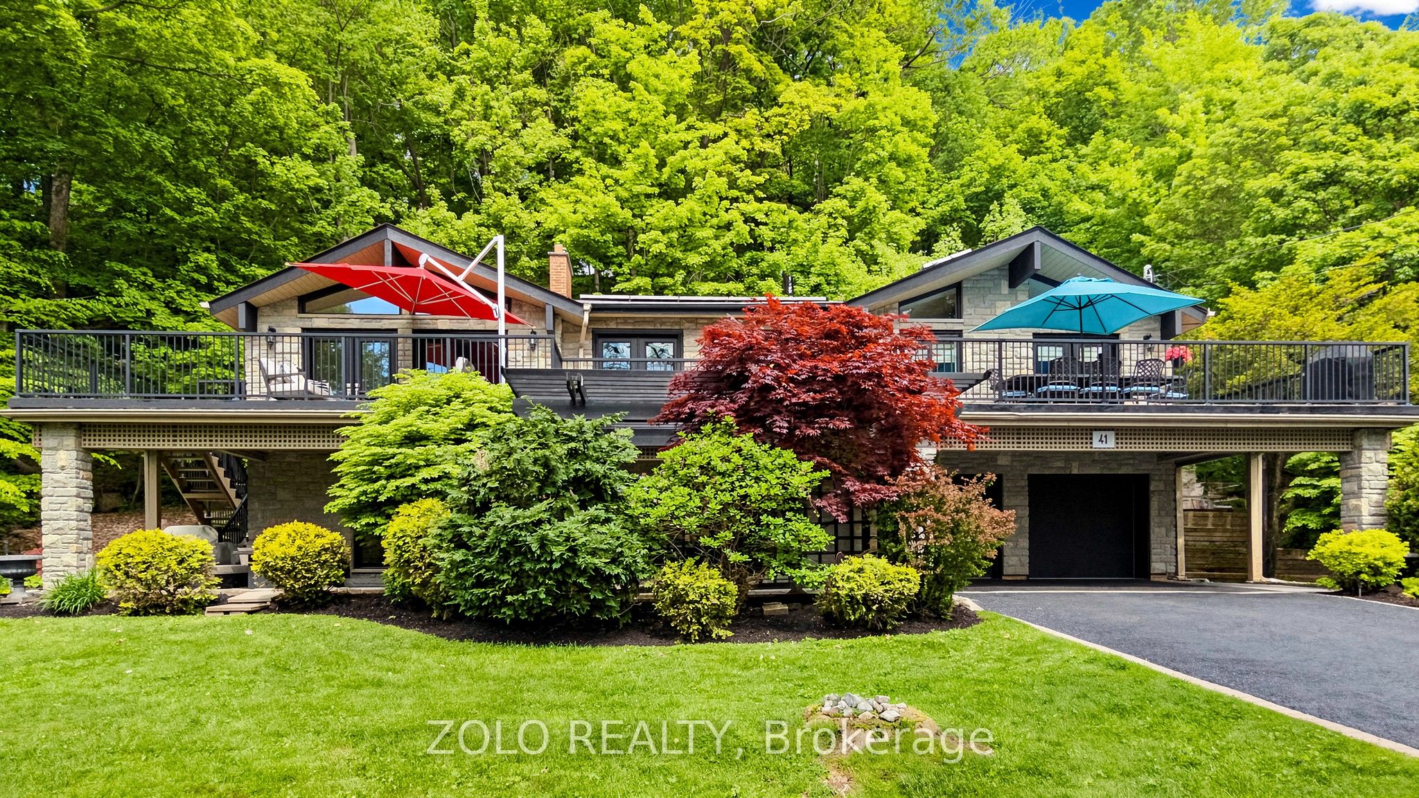 41 Meadowcliffe Drive