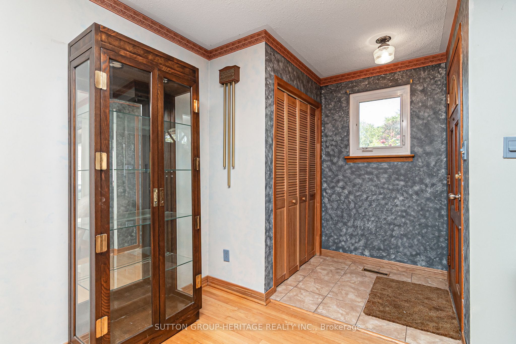 1113 Valley Court