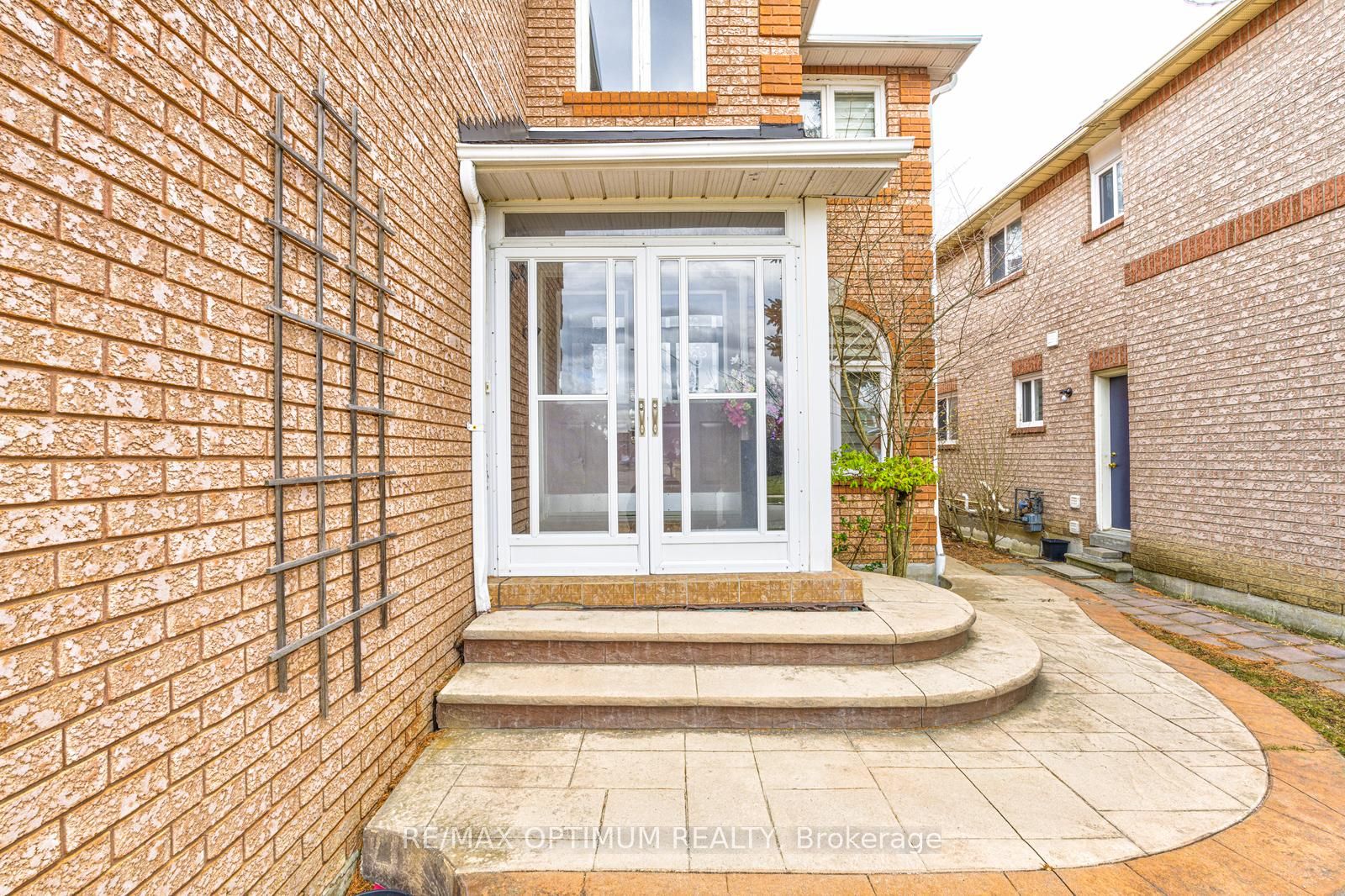 1466 Willowvale Gardens