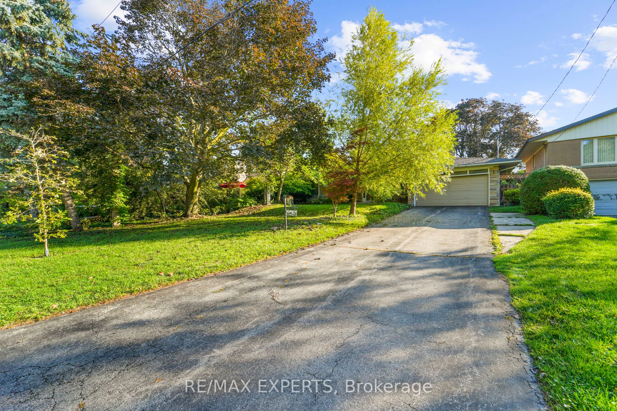 19 Duncombe Boulevard