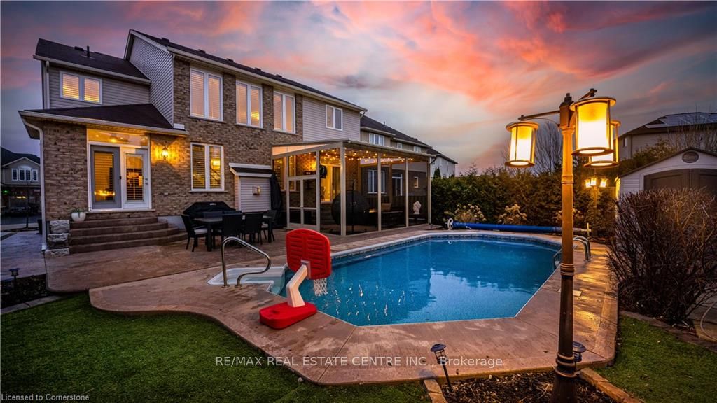 76 BLOSSOMFIELD Crescent
