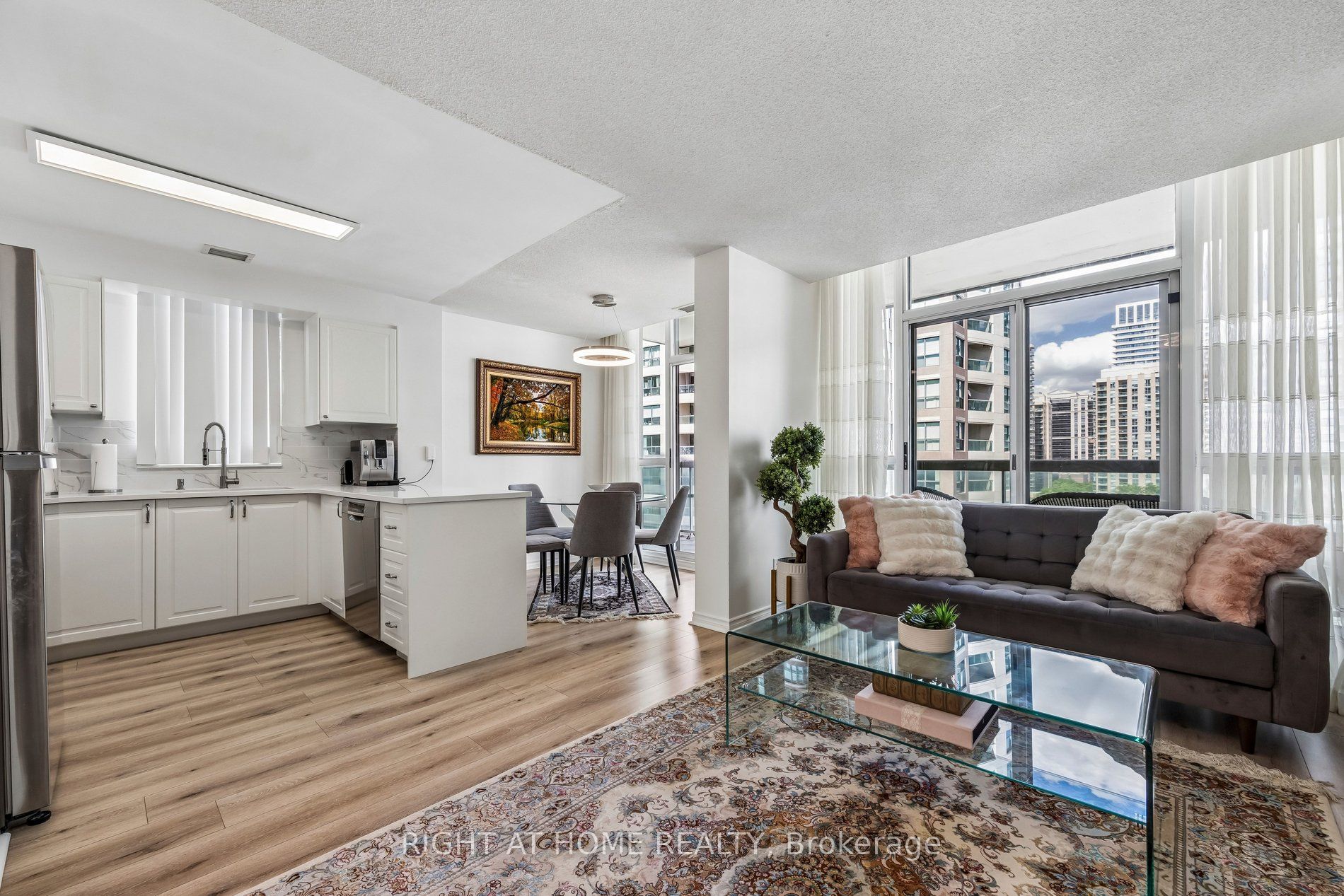503 Beecroft Road 1116