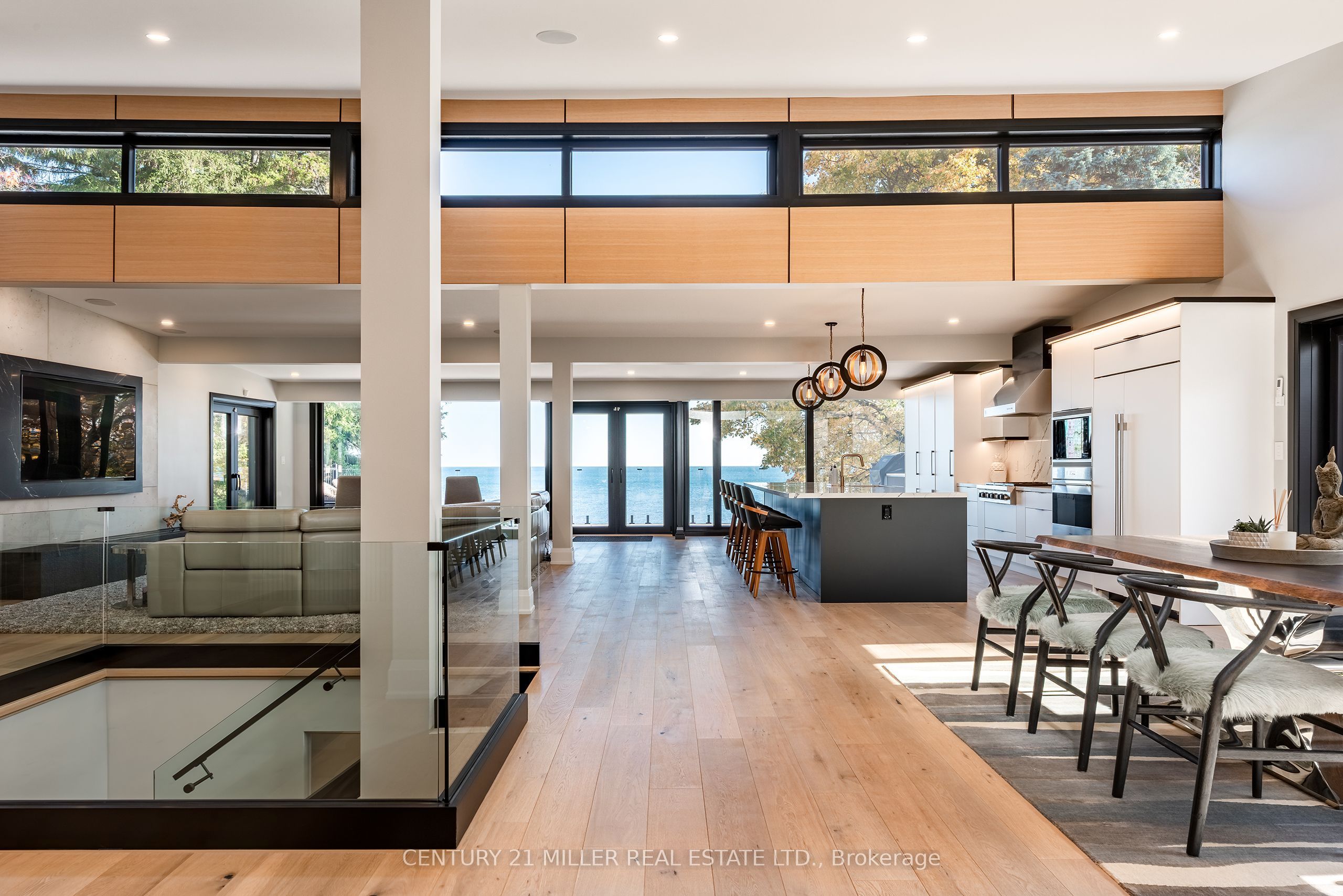 121 Edgecliffe Place