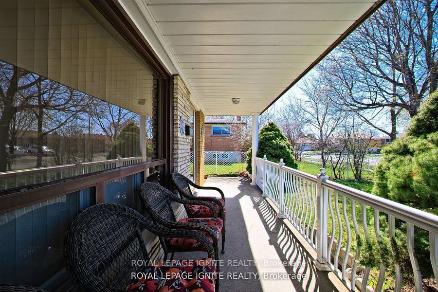 3350 Lehigh Crescent W