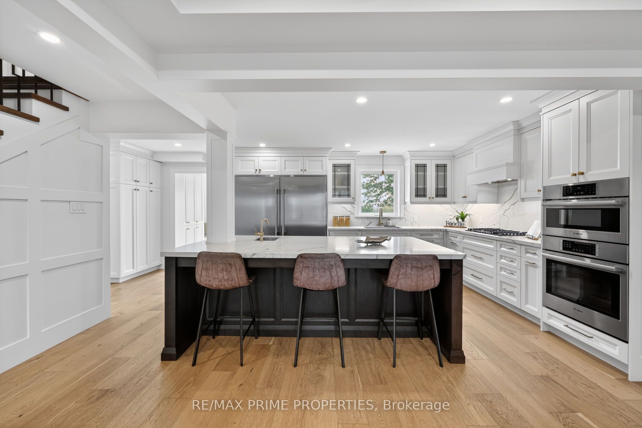 64 Balmoral Heights