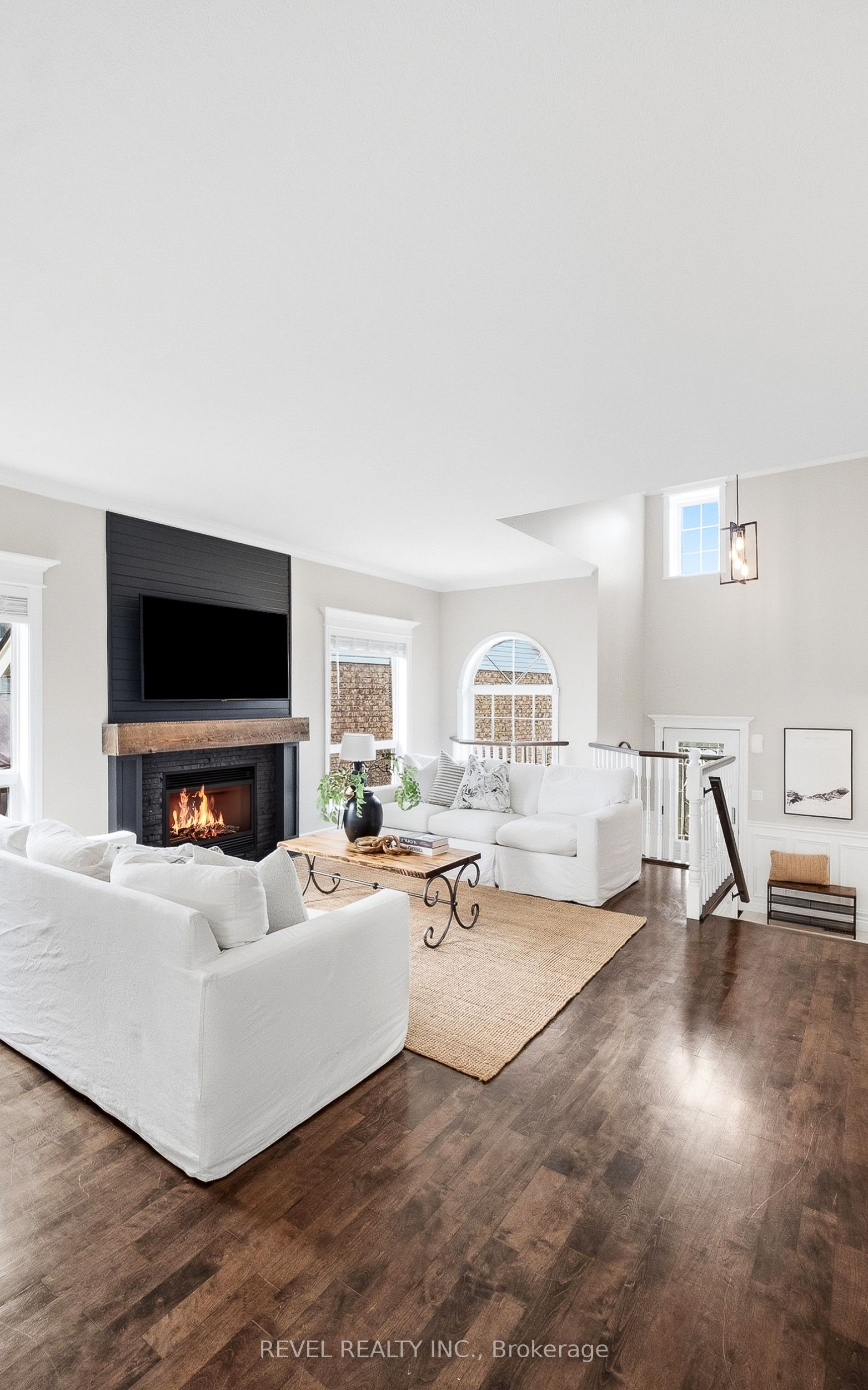 91 Biscayne Crescent