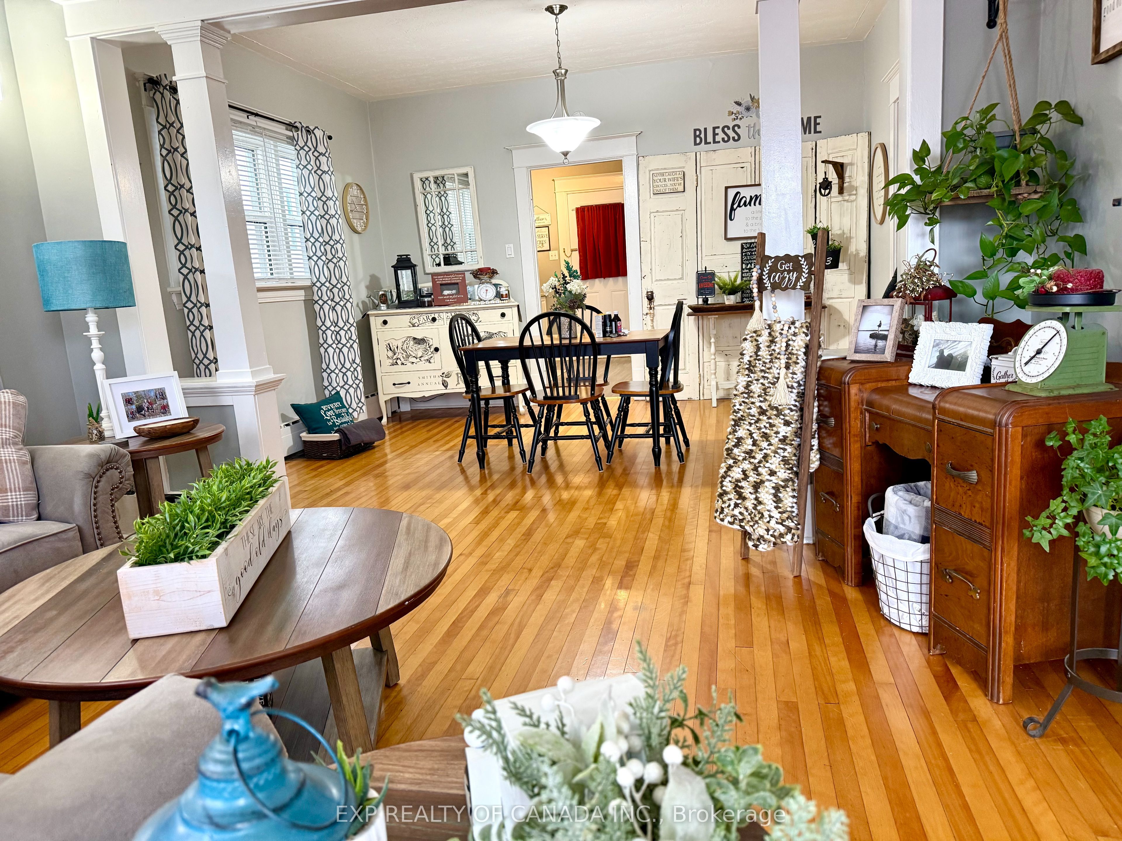 238 Elm Street S