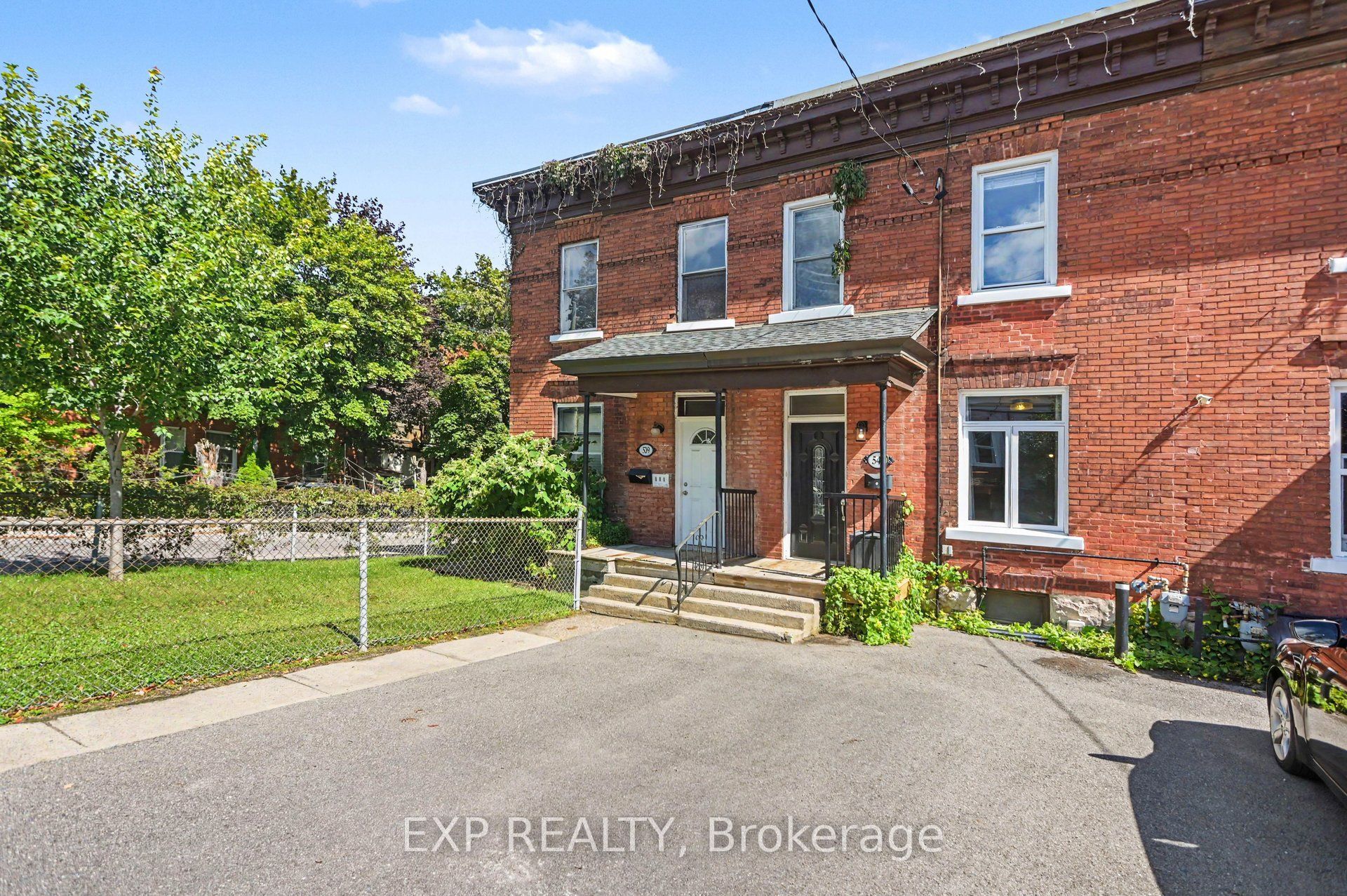541 Bay Street