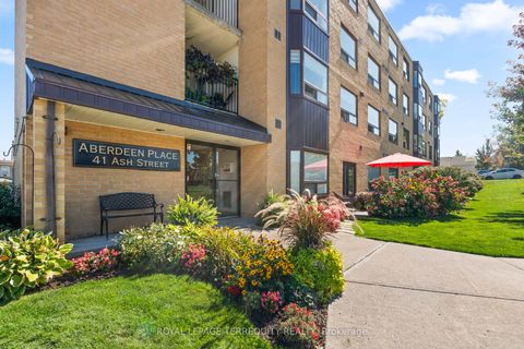 41 Ash Street 304 Uxbridge ON L9P 1E2