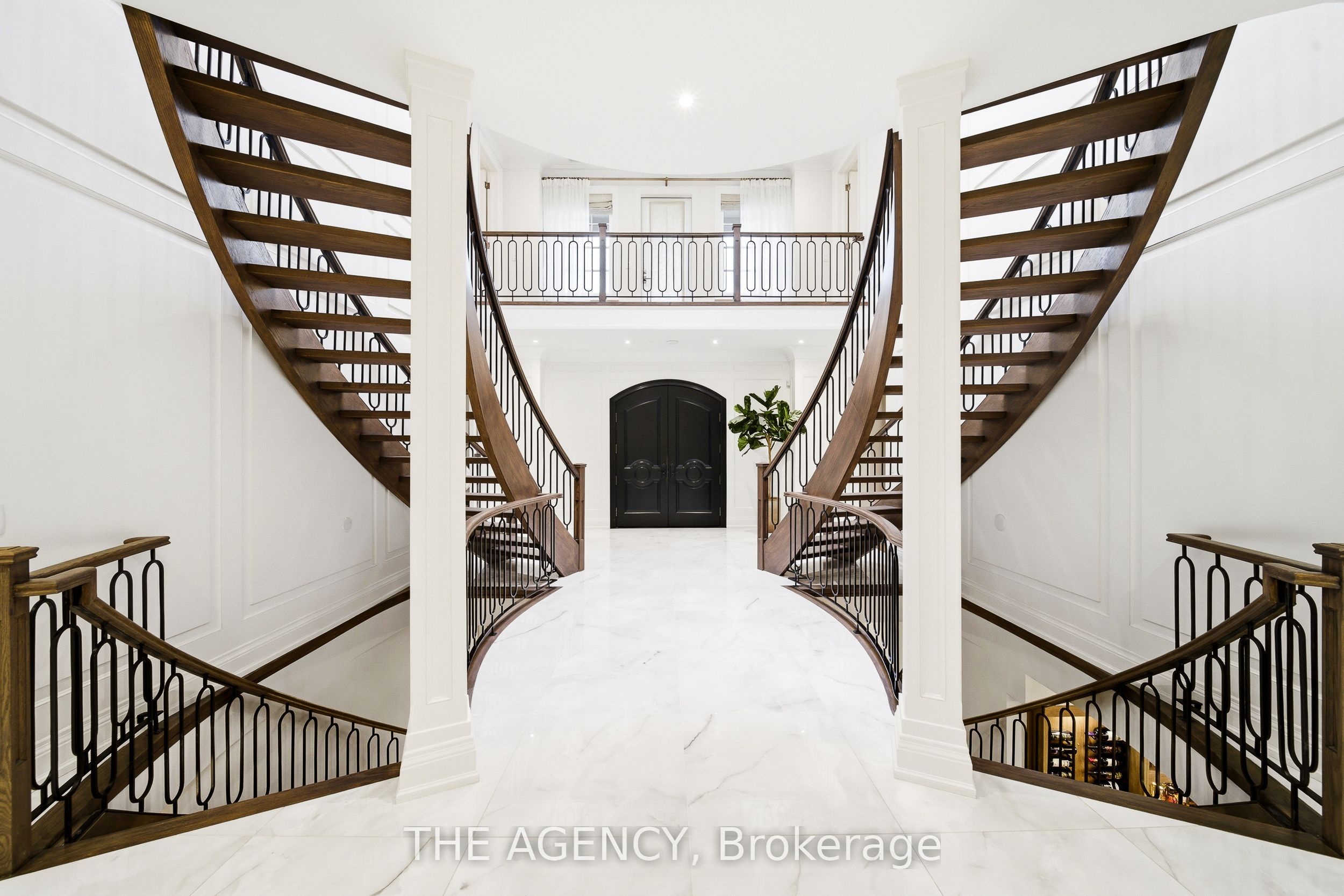 8 Bayview Park Lane